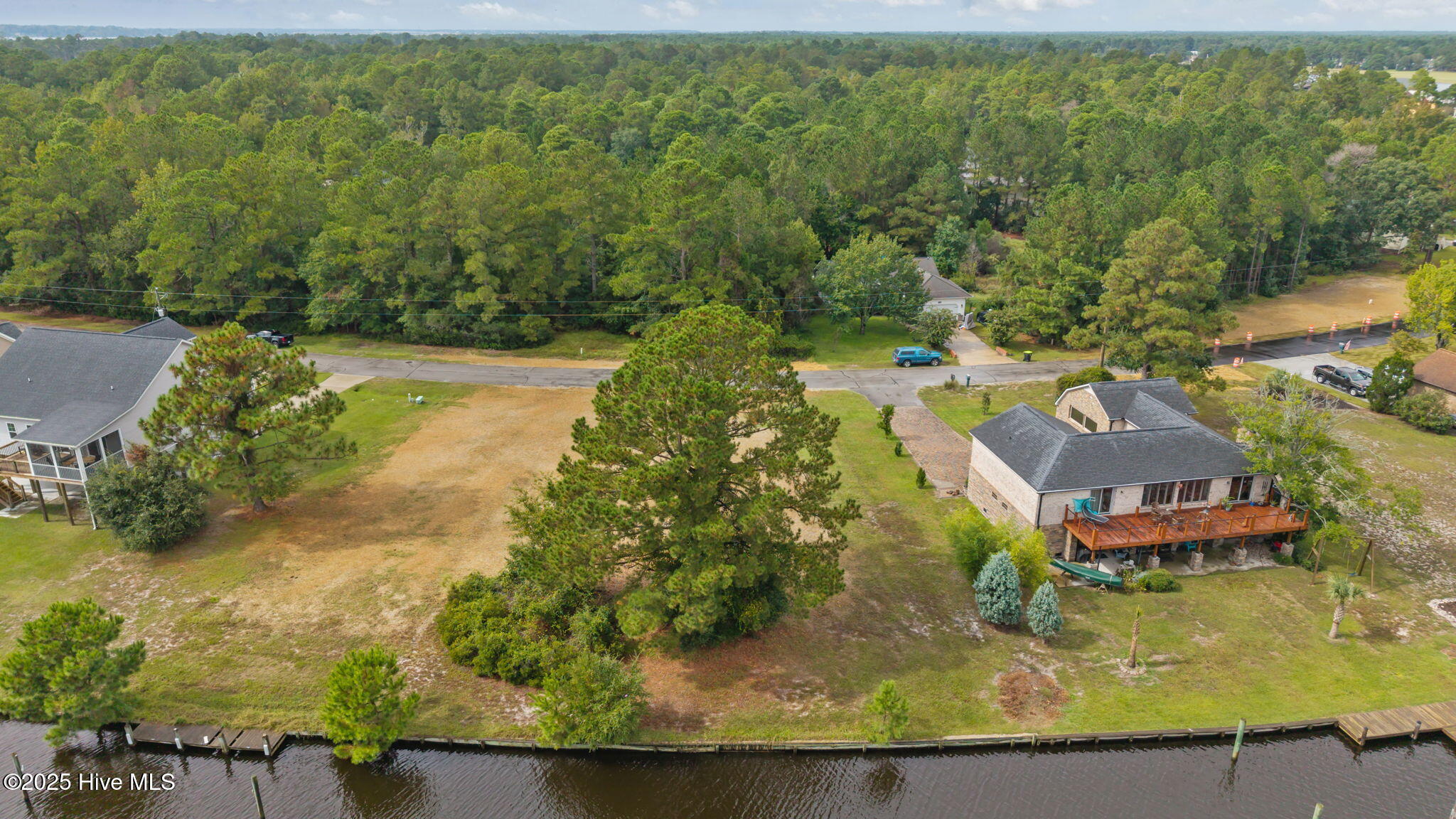 5710 339 Gondolier Drive Property Photo 9