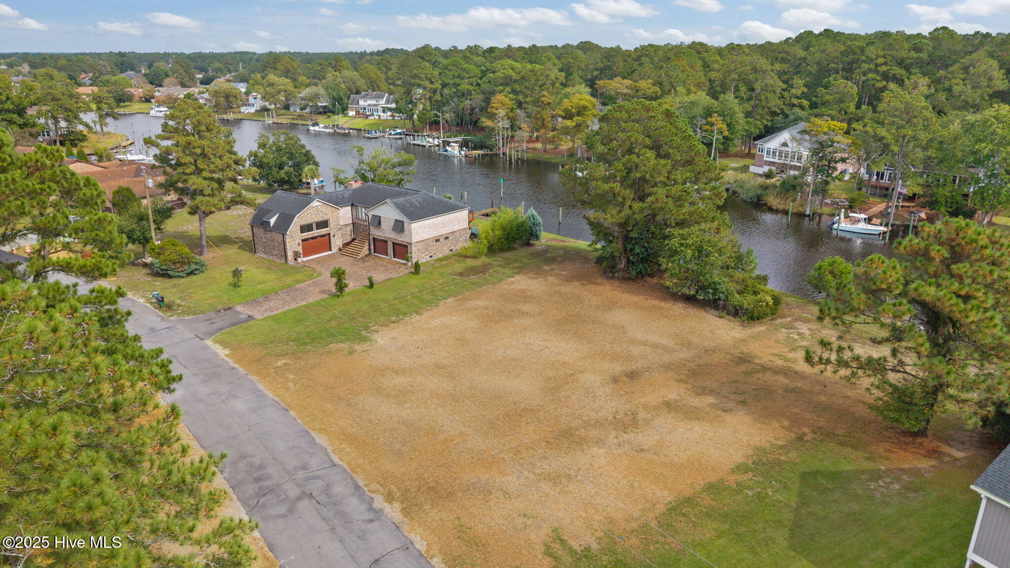 5710 339 Gondolier Drive Property Photo 10