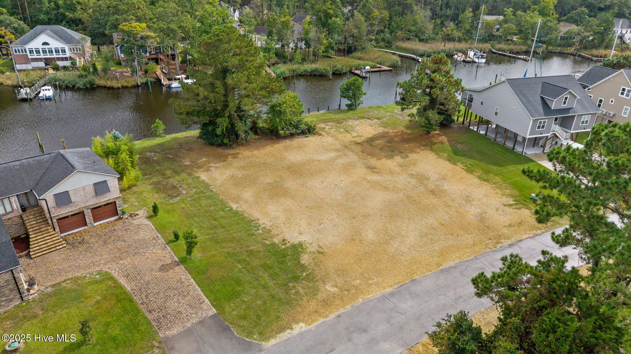 5710 339 Gondolier Drive Property Photo 11