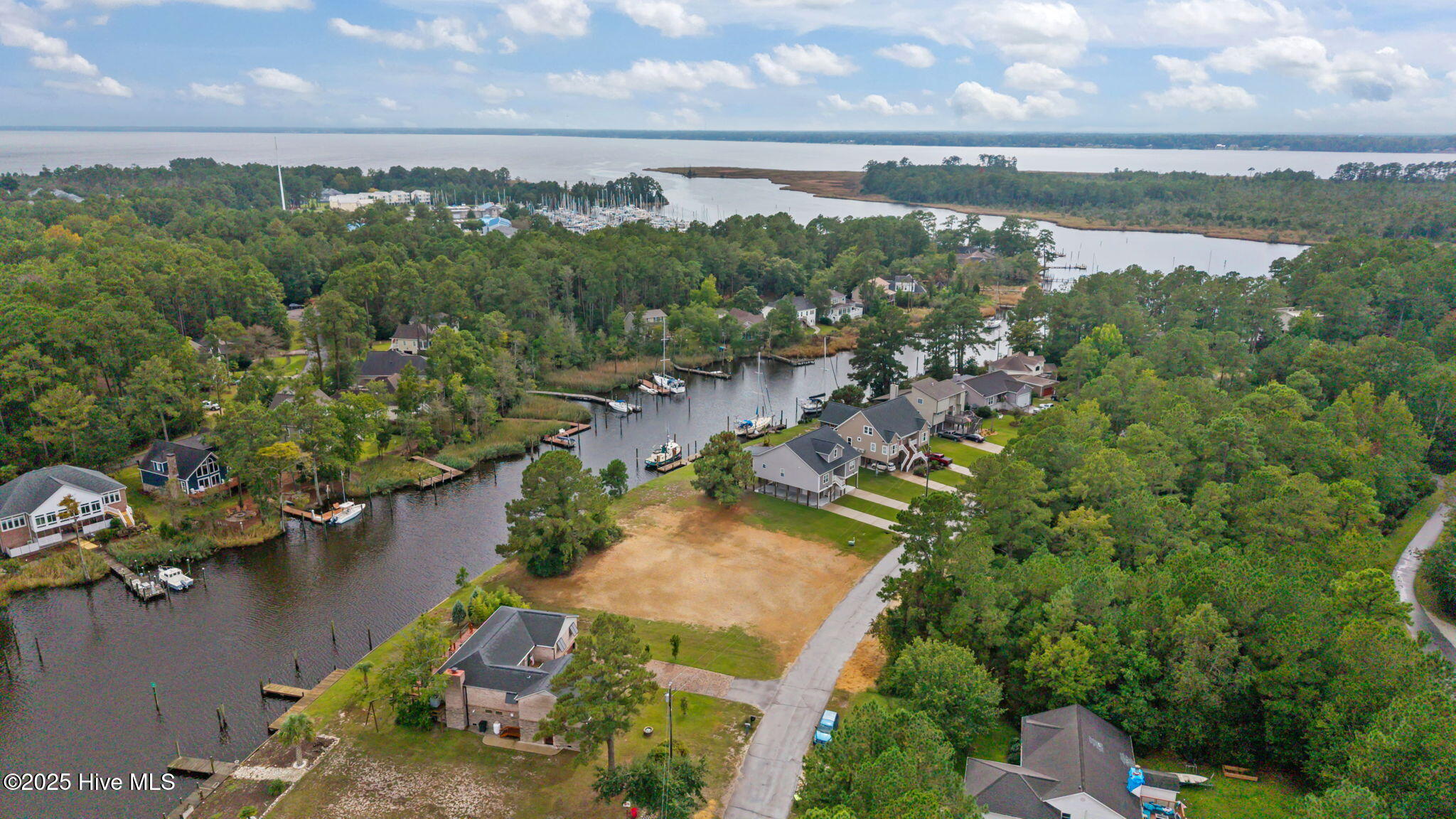 5710 339 Gondolier Drive Property Photo 15