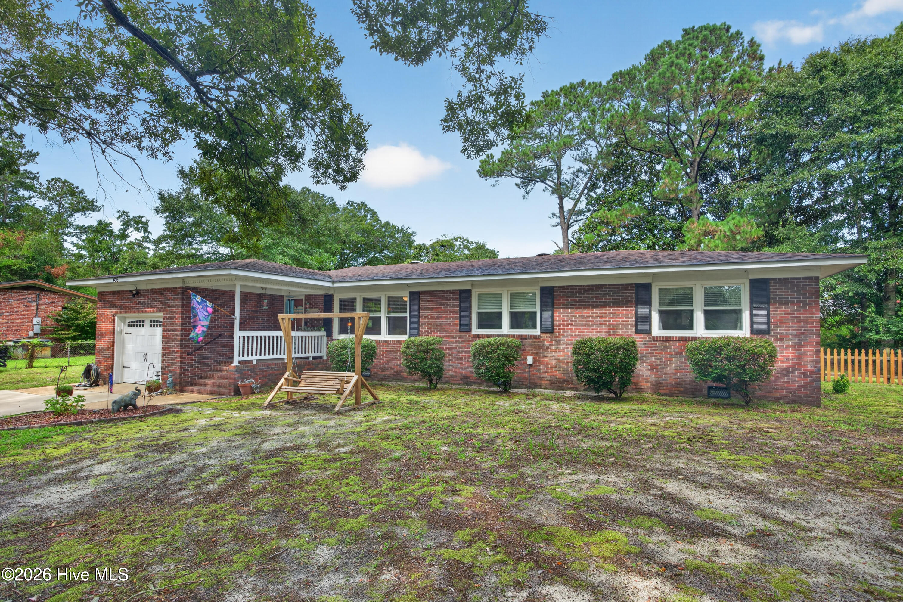 406 Sharon Drive Property Photo 2