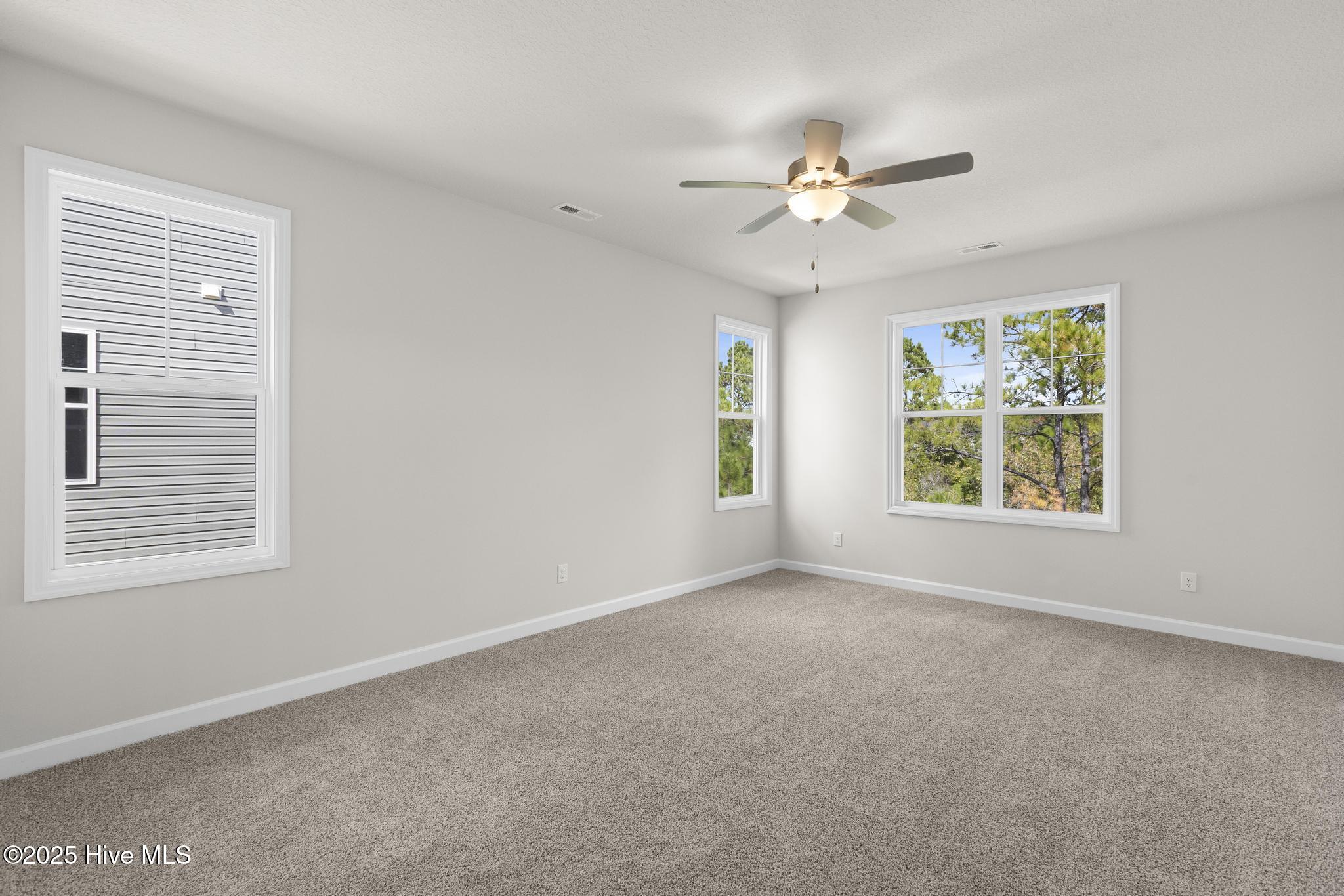 2033 Folkstone Woods Lane Property Photo 17