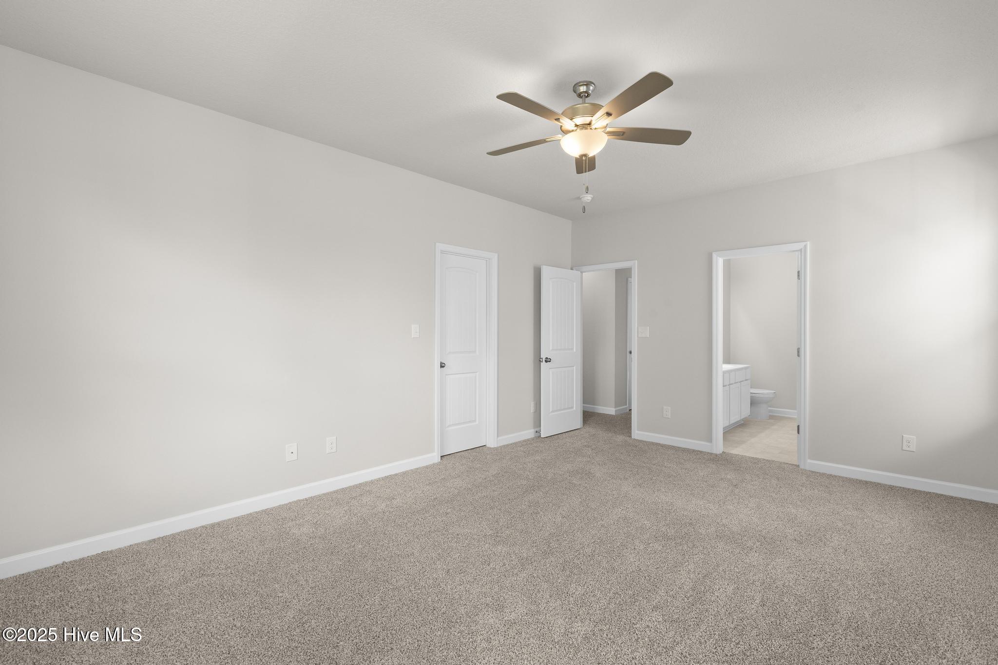 2033 Folkstone Woods Lane Property Photo 18