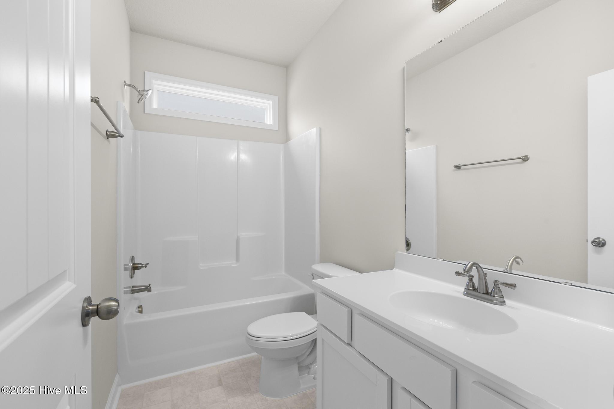 2033 Folkstone Woods Lane Property Photo 21