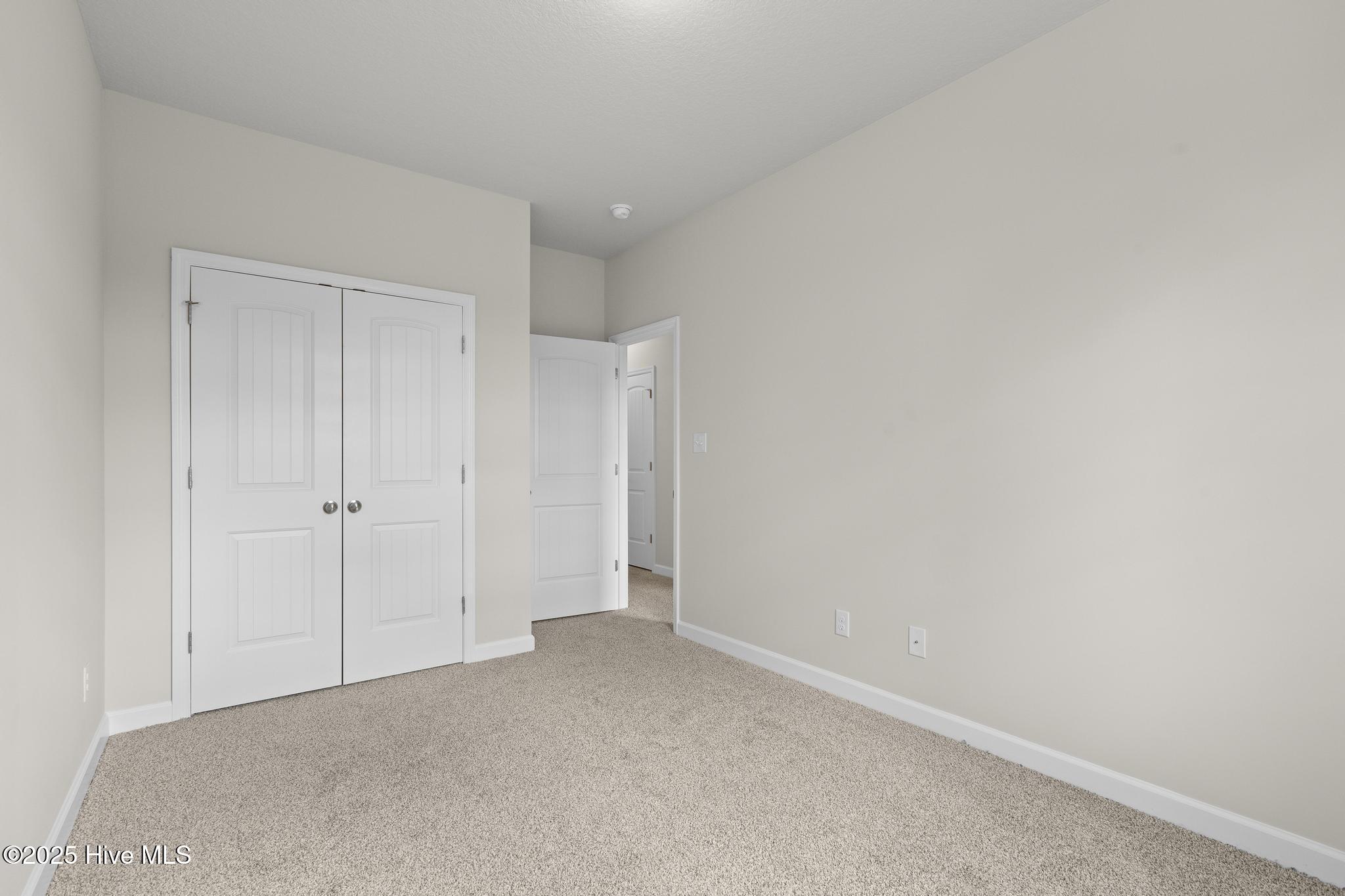 2033 Folkstone Woods Lane Property Photo 25