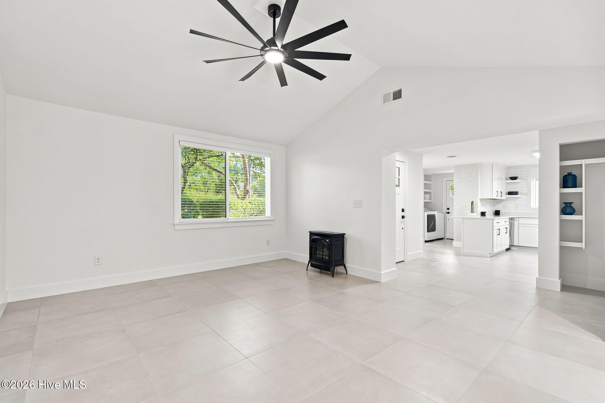 2208 Carlton Avenue Property Photo 24