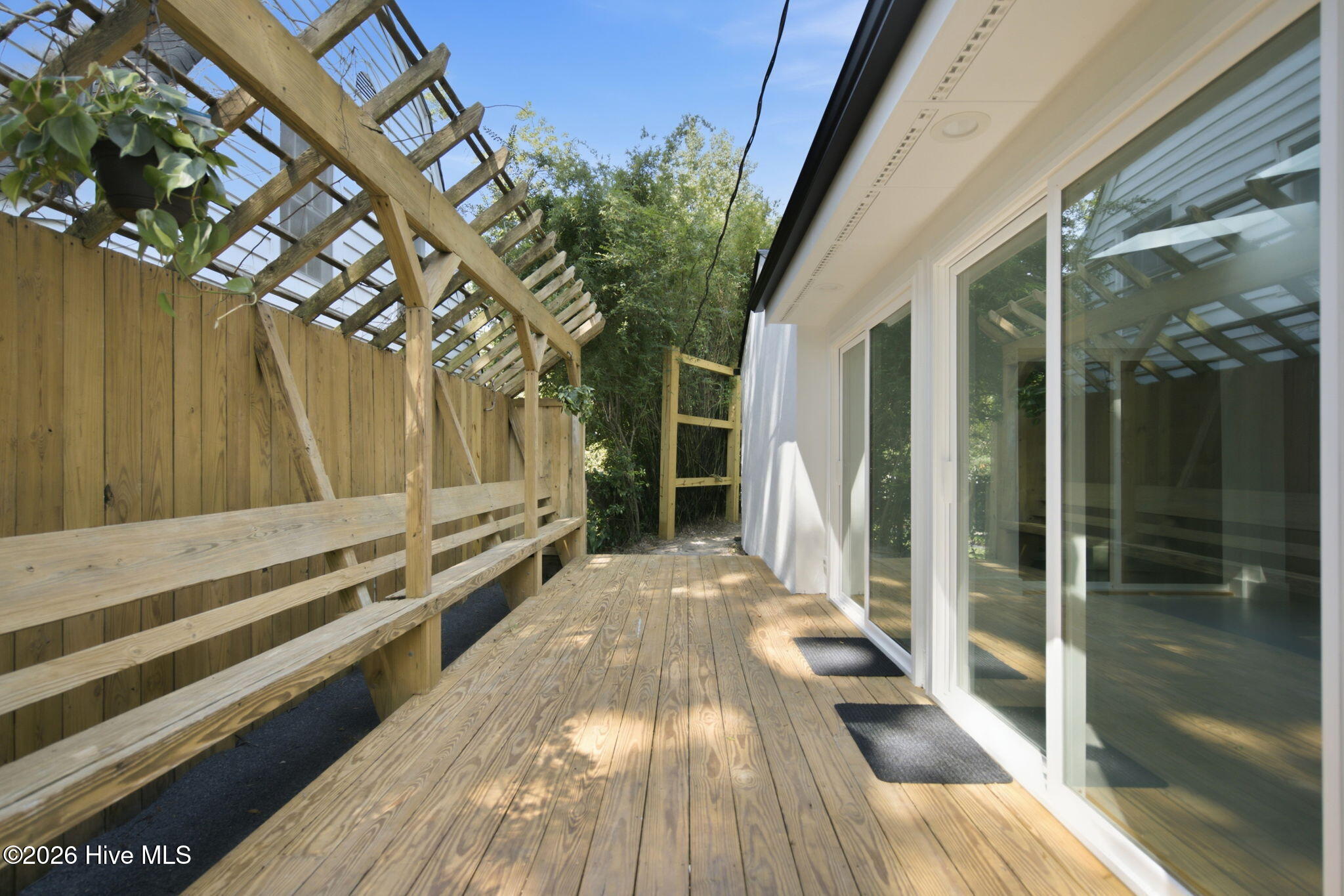 2208 Carlton Avenue Property Photo 61