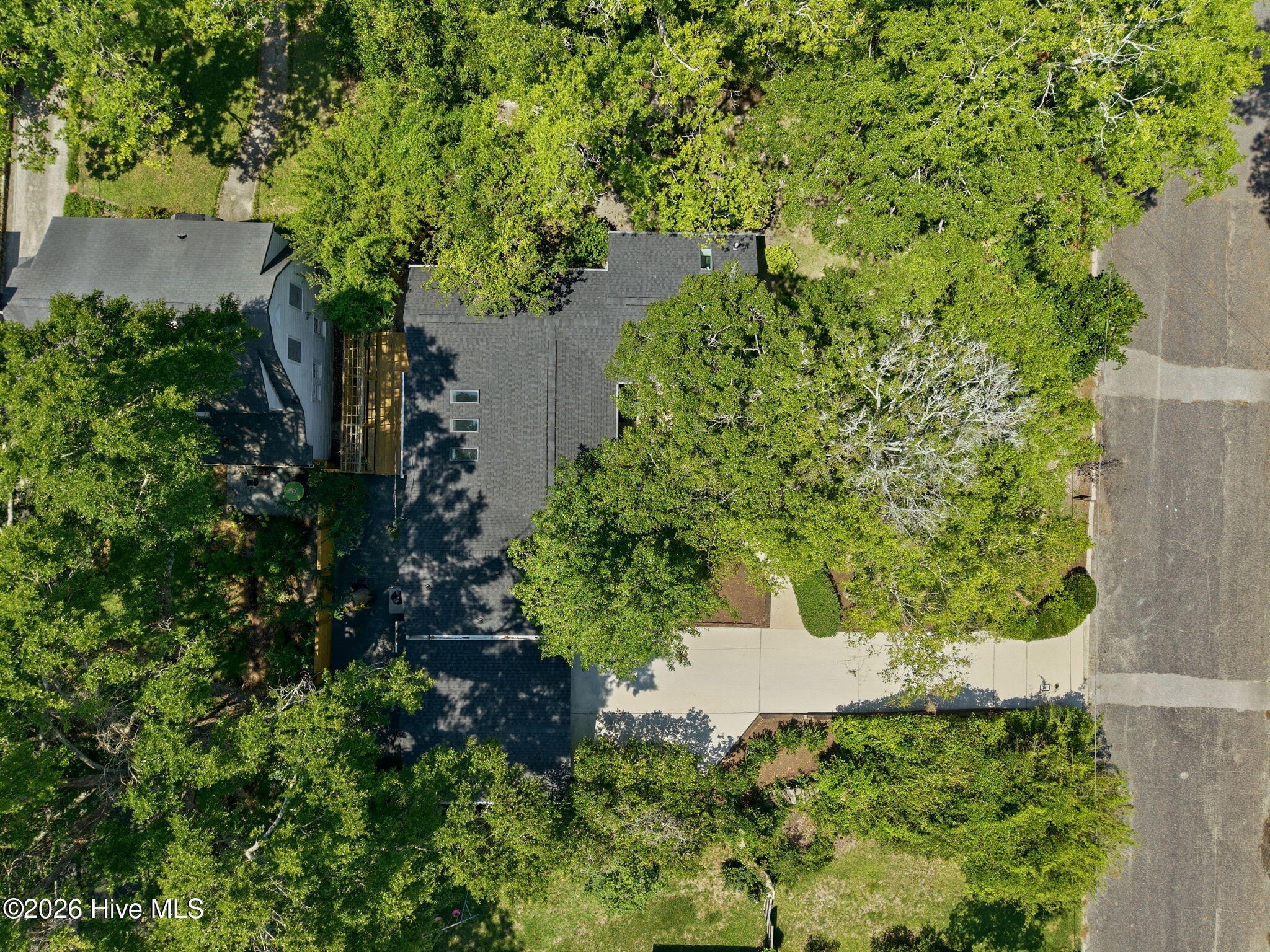 2208 Carlton Avenue Property Photo 68