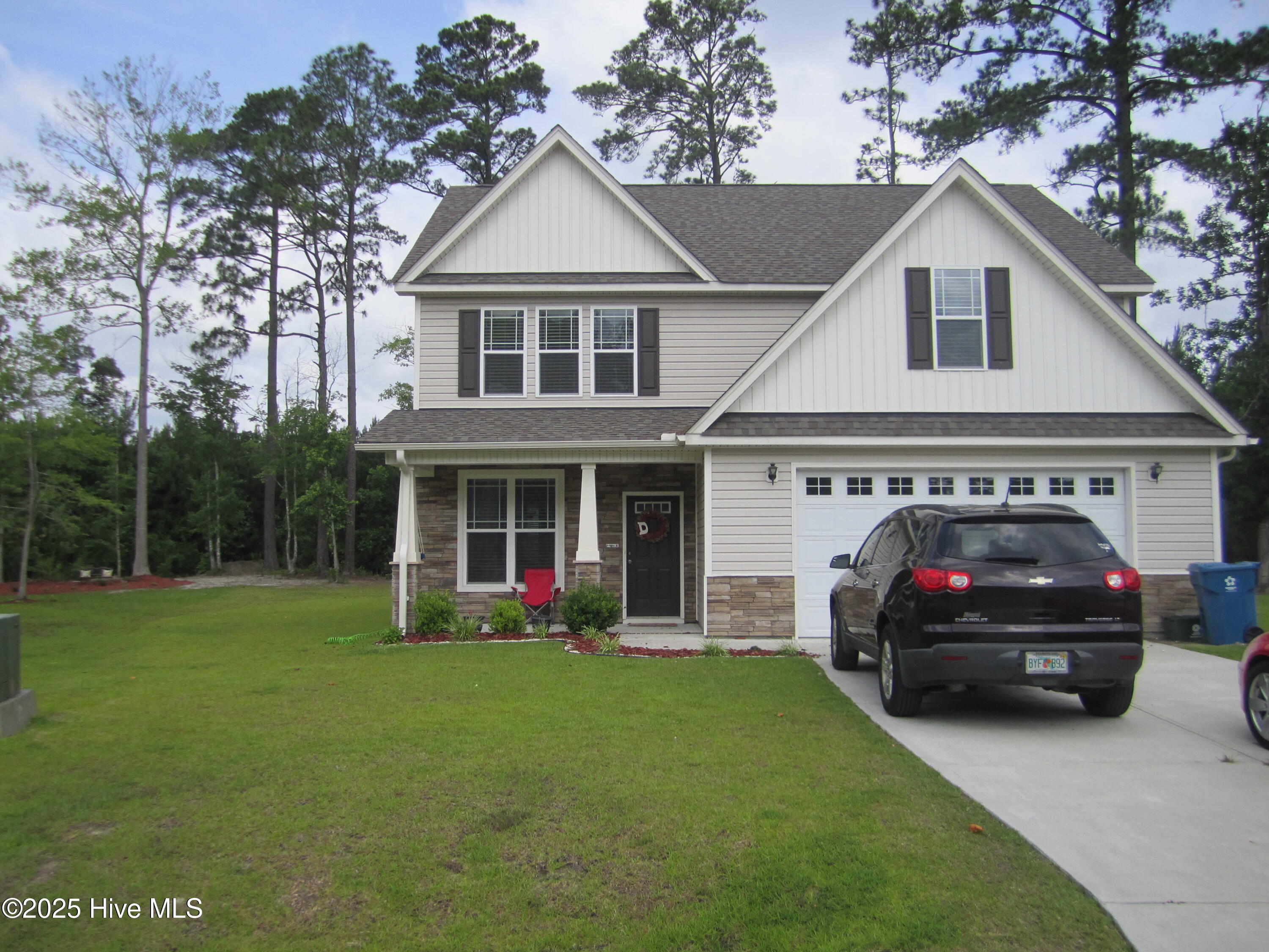 428 Satterfield Drive Property Photo 1