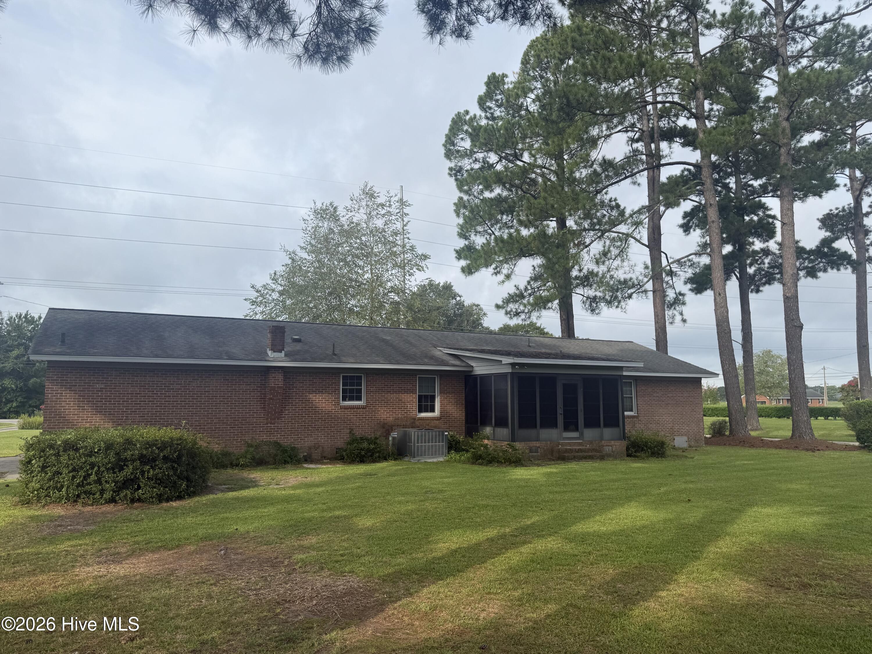 4061 Charles Boulevard Property Photo 9