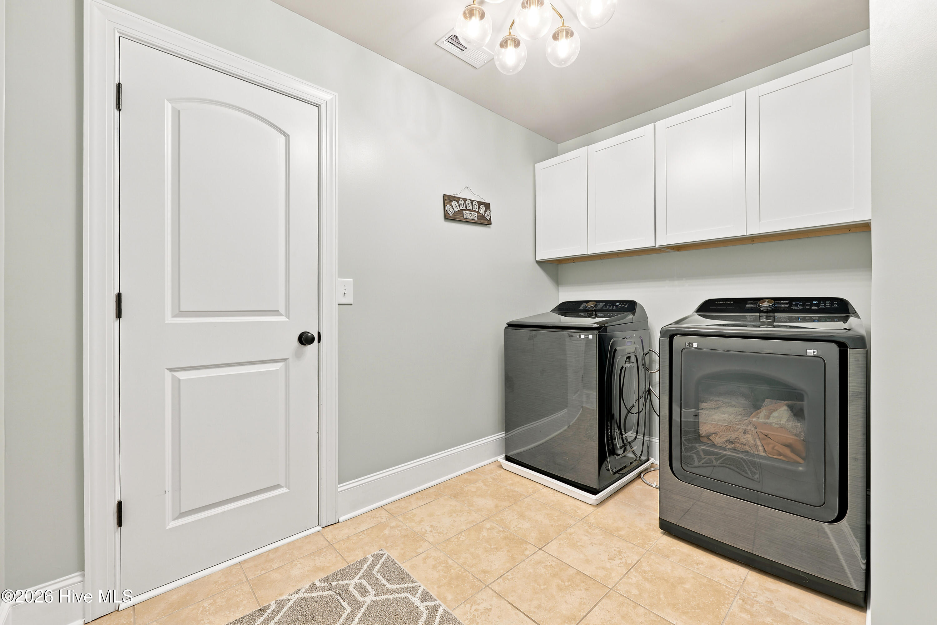 165 Glenmoor Drive Property Photo 26