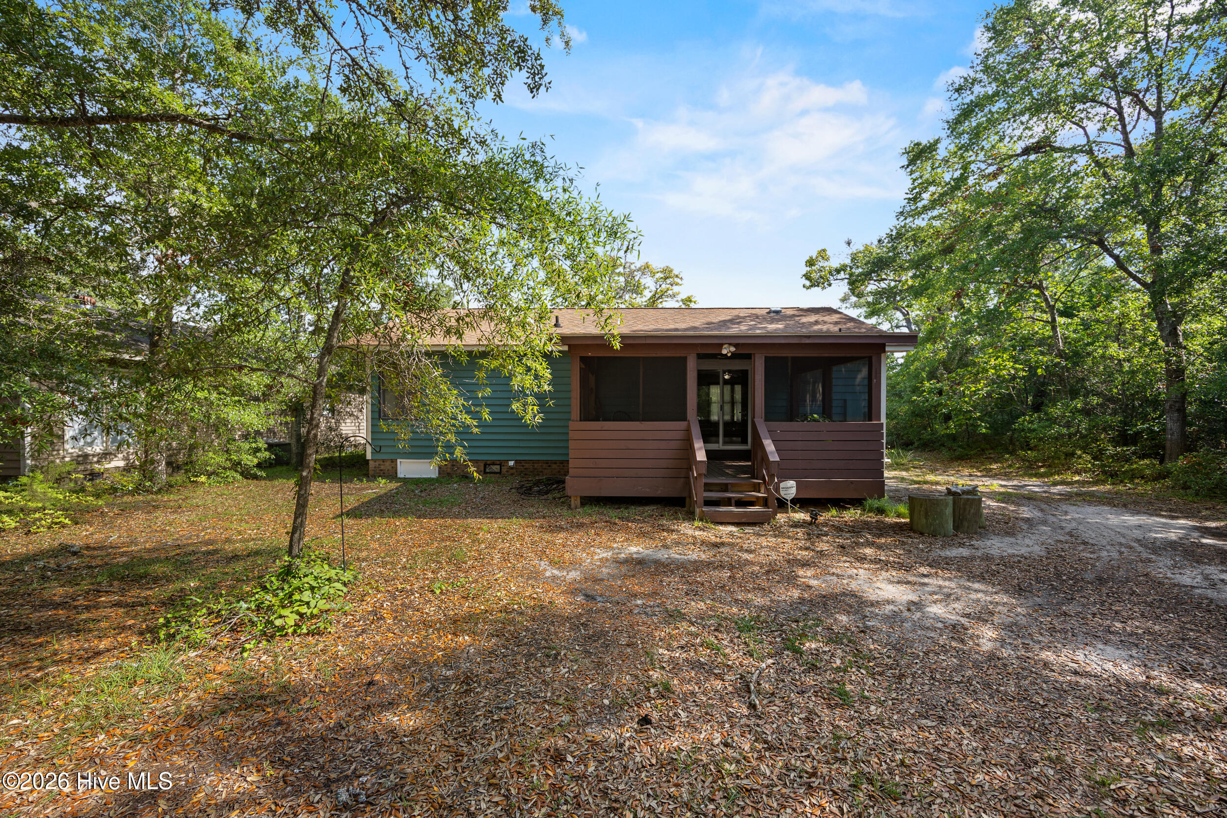 603 E Oak Island Drive Property Photo 27
