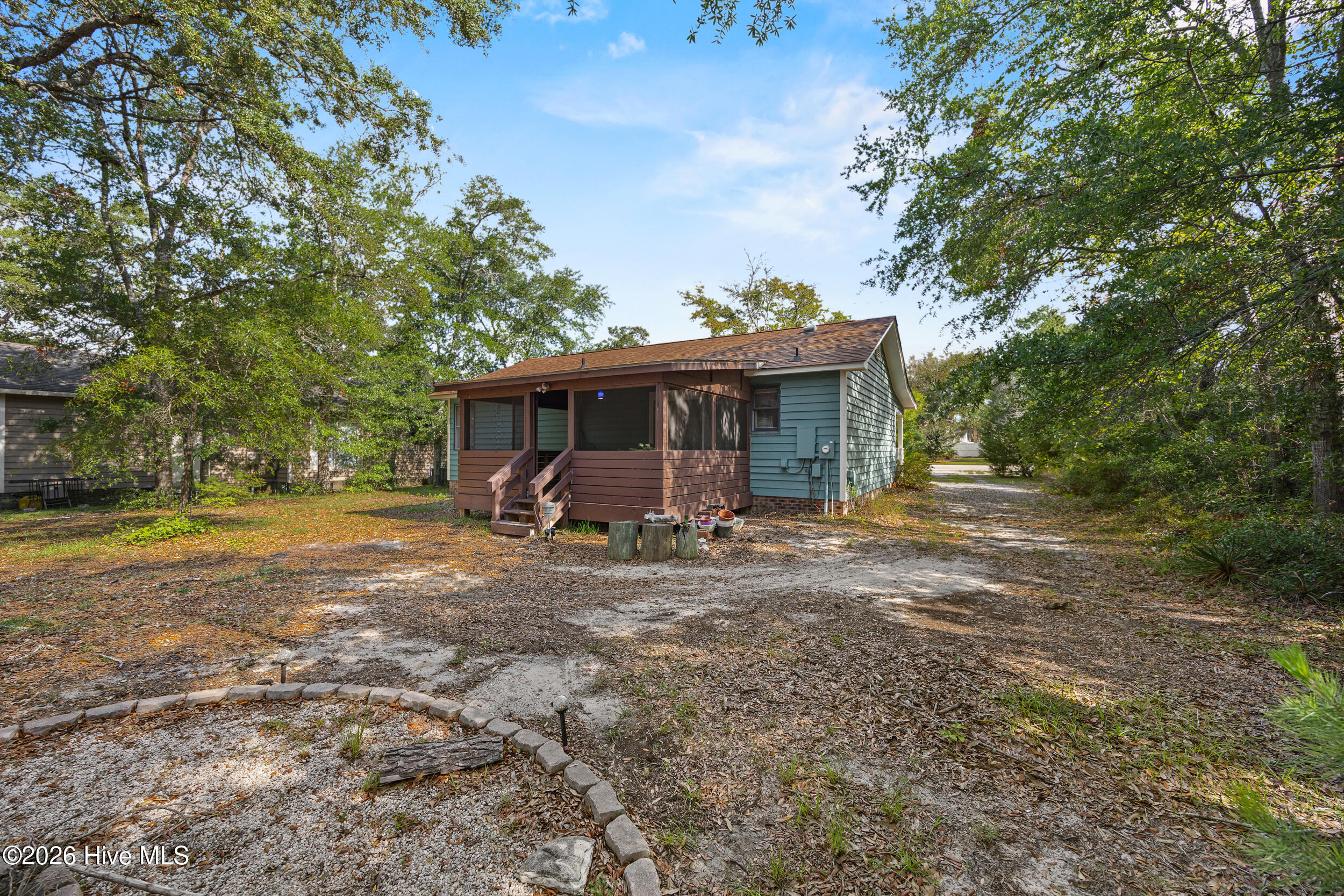 603 E Oak Island Drive Property Photo 28