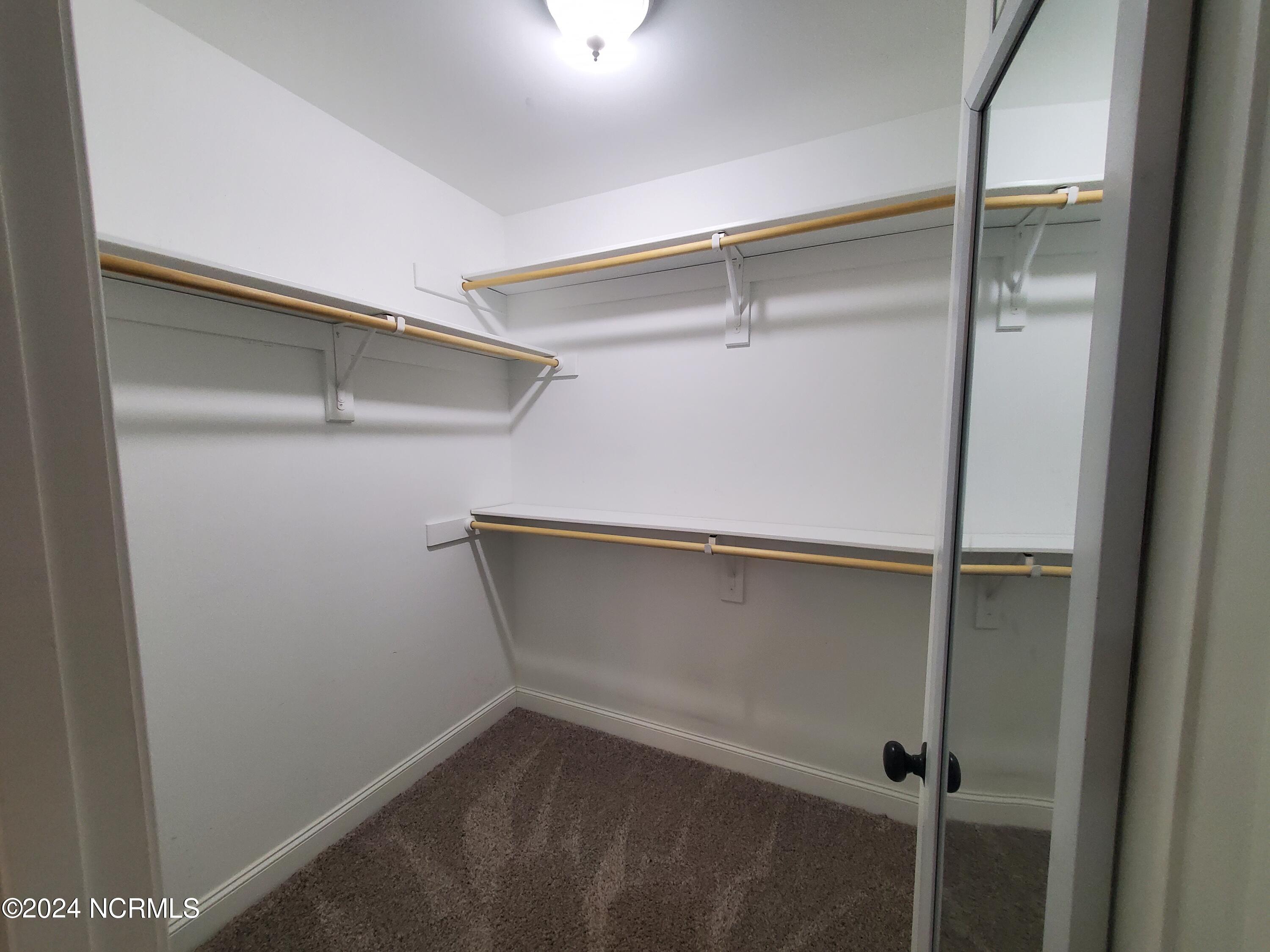 1208 Brighton Drive Property Photo 9