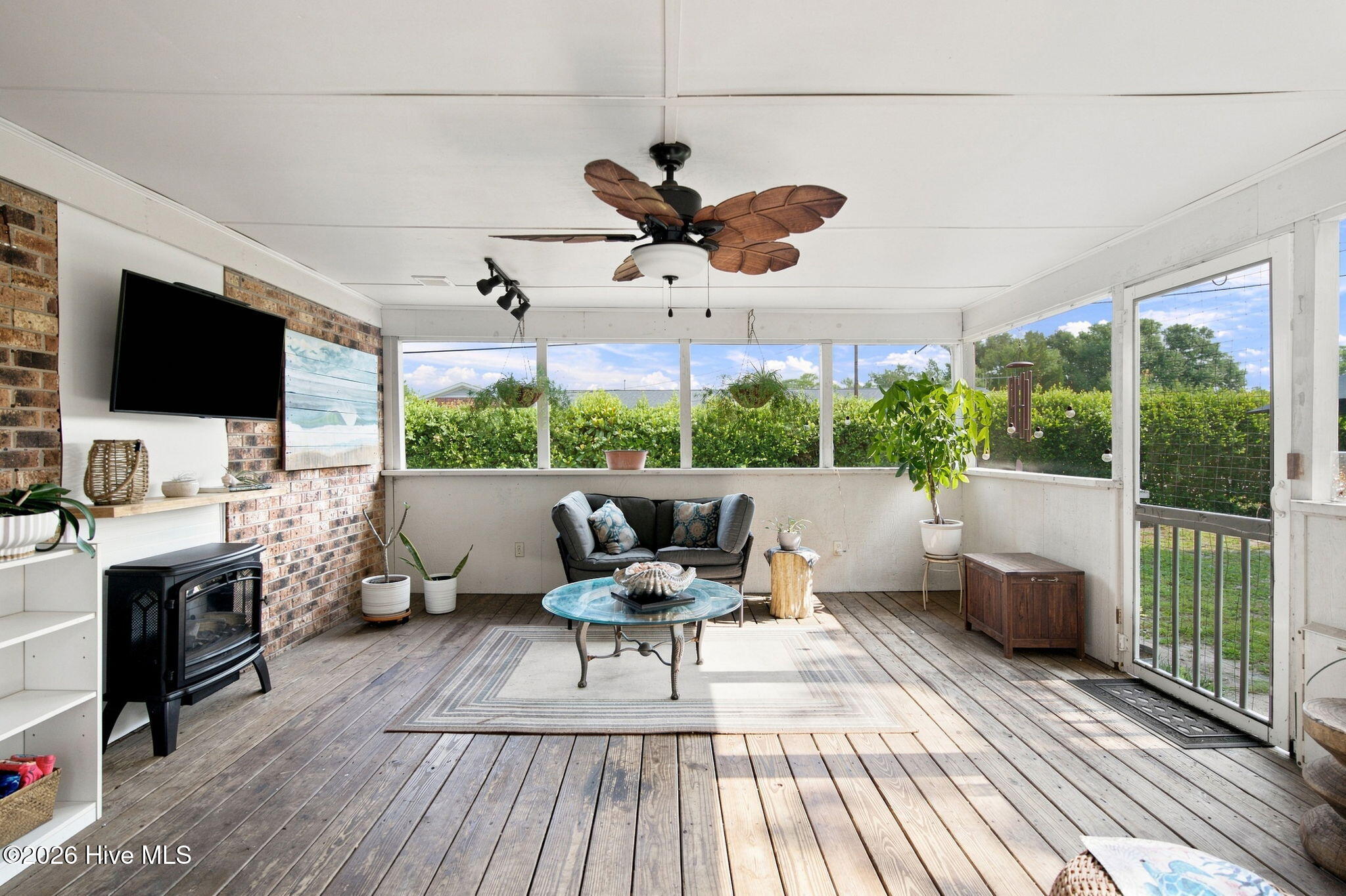 105 Pine Valley Drive Property Photo 4