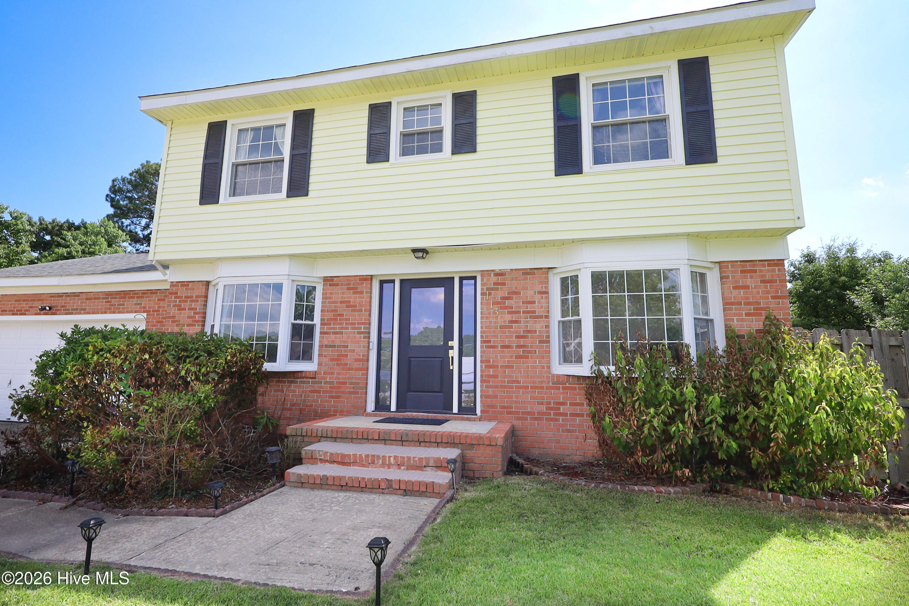 113 Ronny Court Property Photo 6