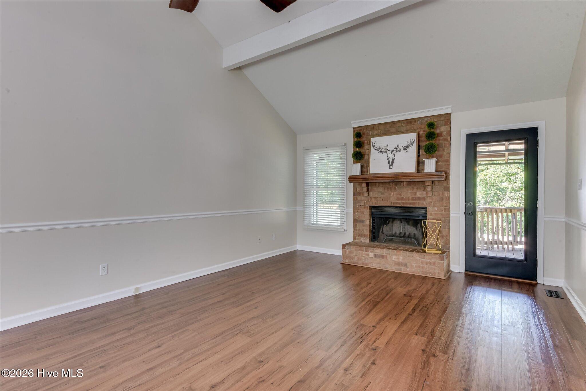 666 Kemper Drive Property Photo 14
