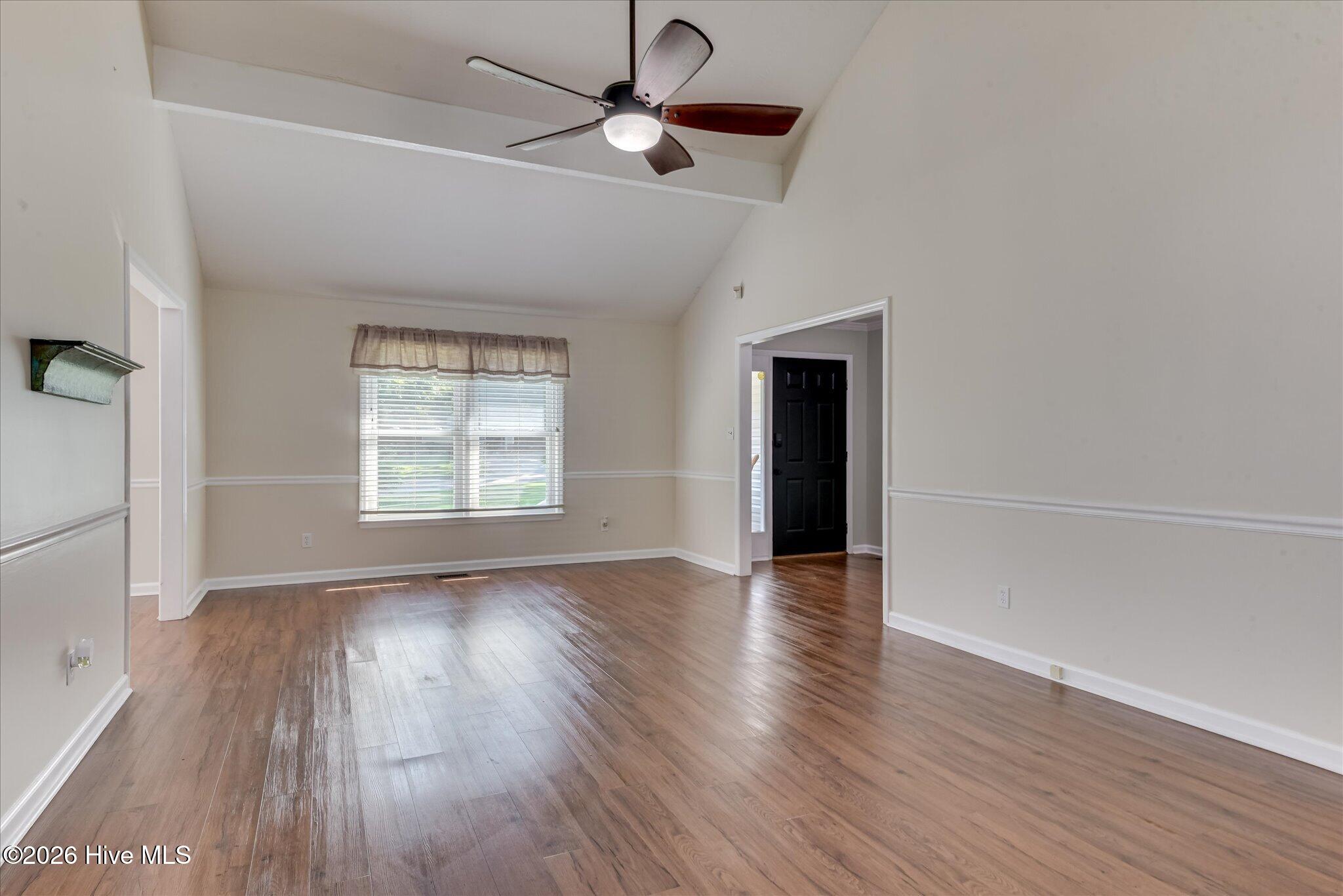 666 Kemper Drive Property Photo 15
