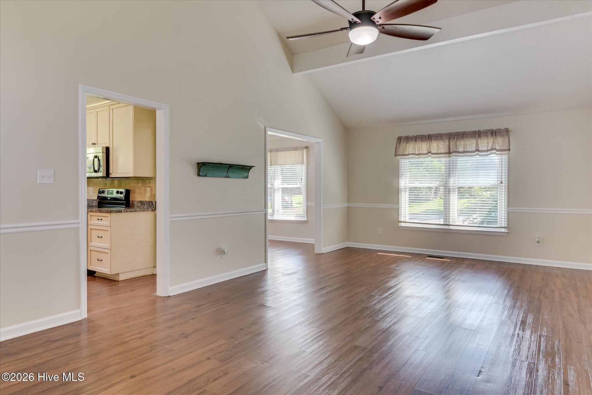 666 Kemper Drive Property Photo 16