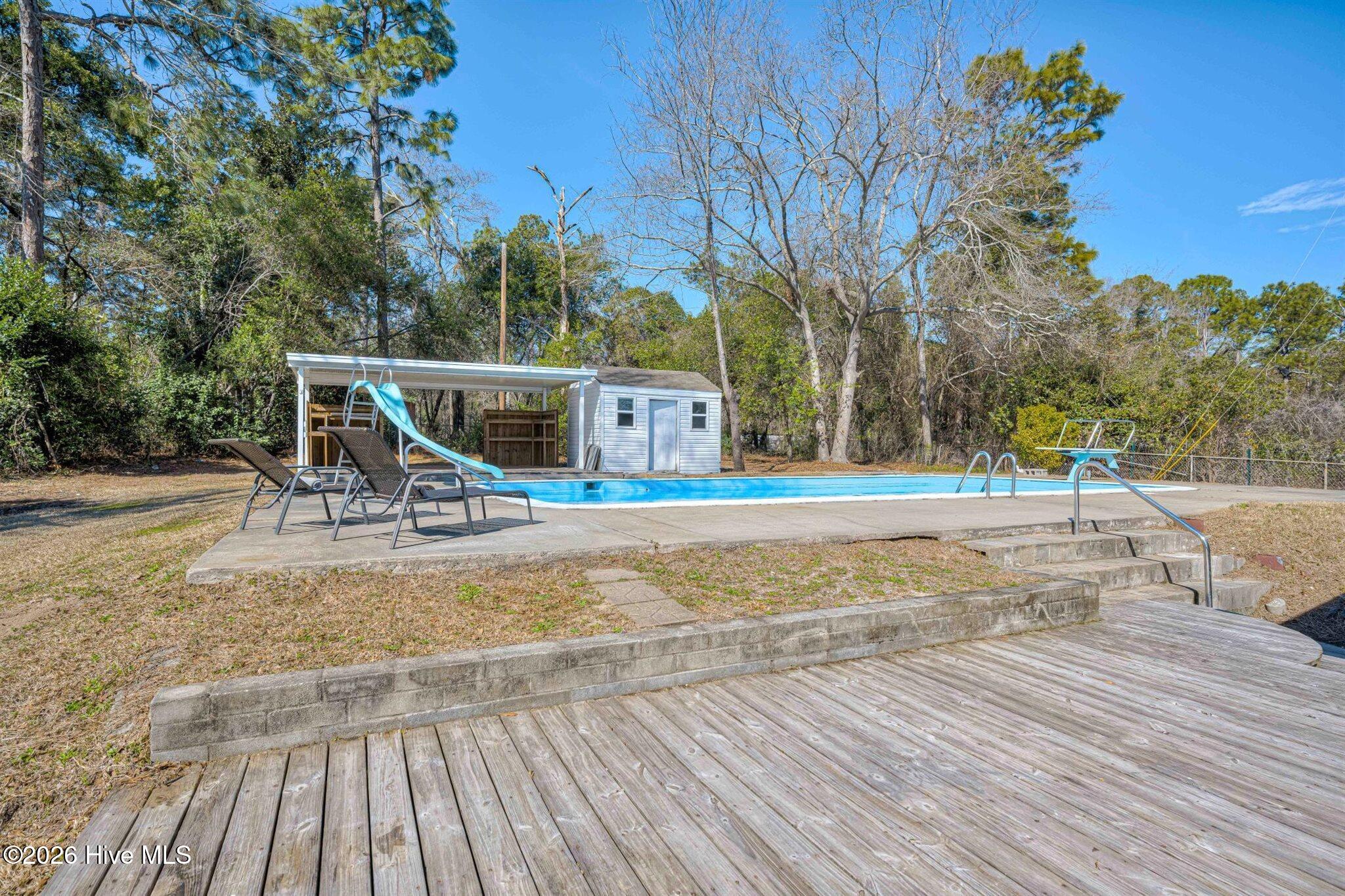 205 Hillside Drive Property Photo 15