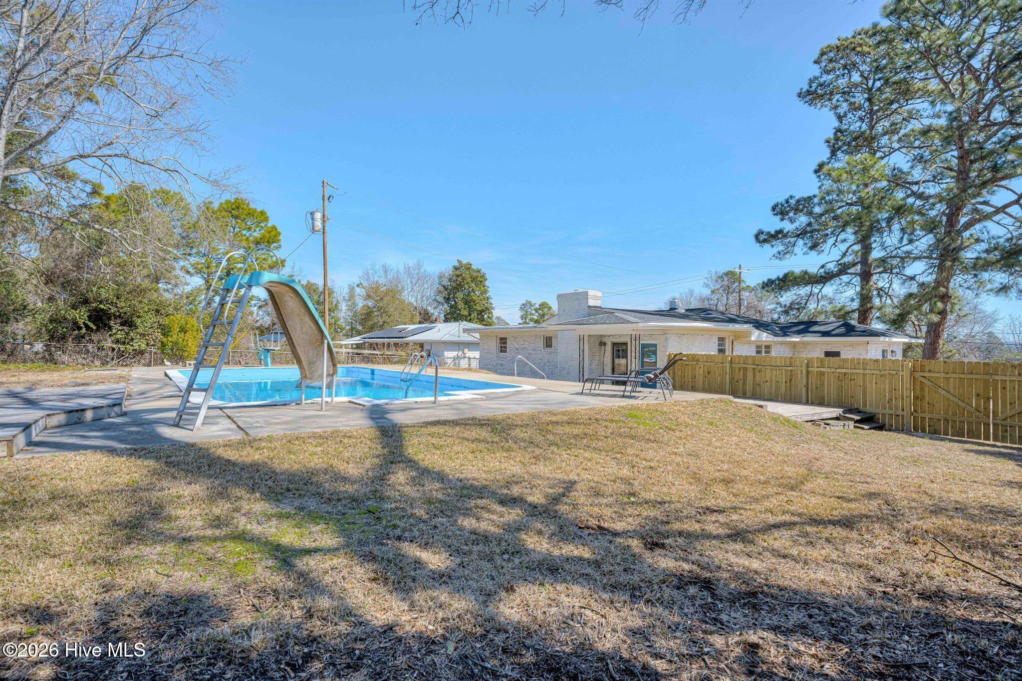 205 Hillside Drive Property Photo 17
