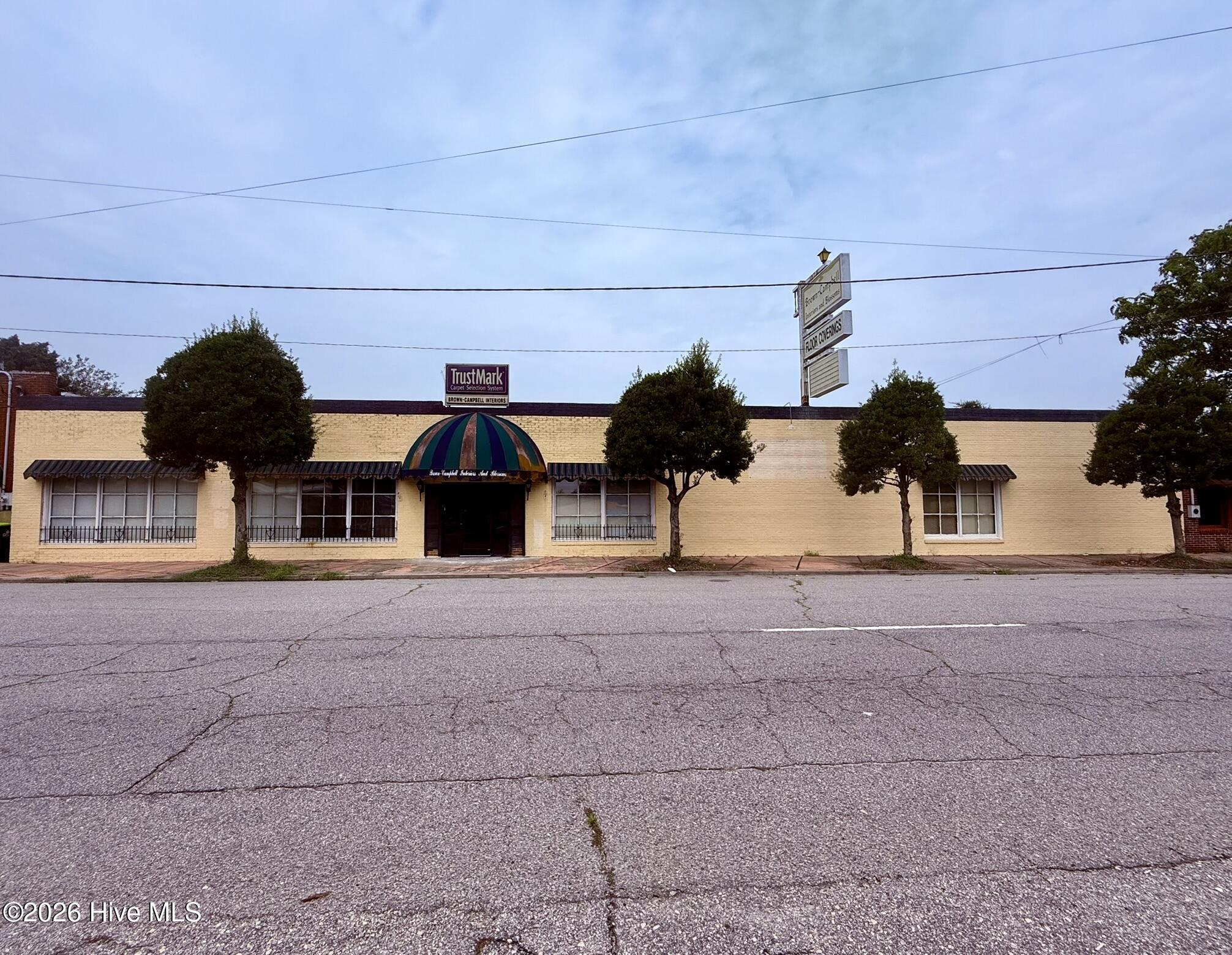 209 Washington Street Property Photo 1