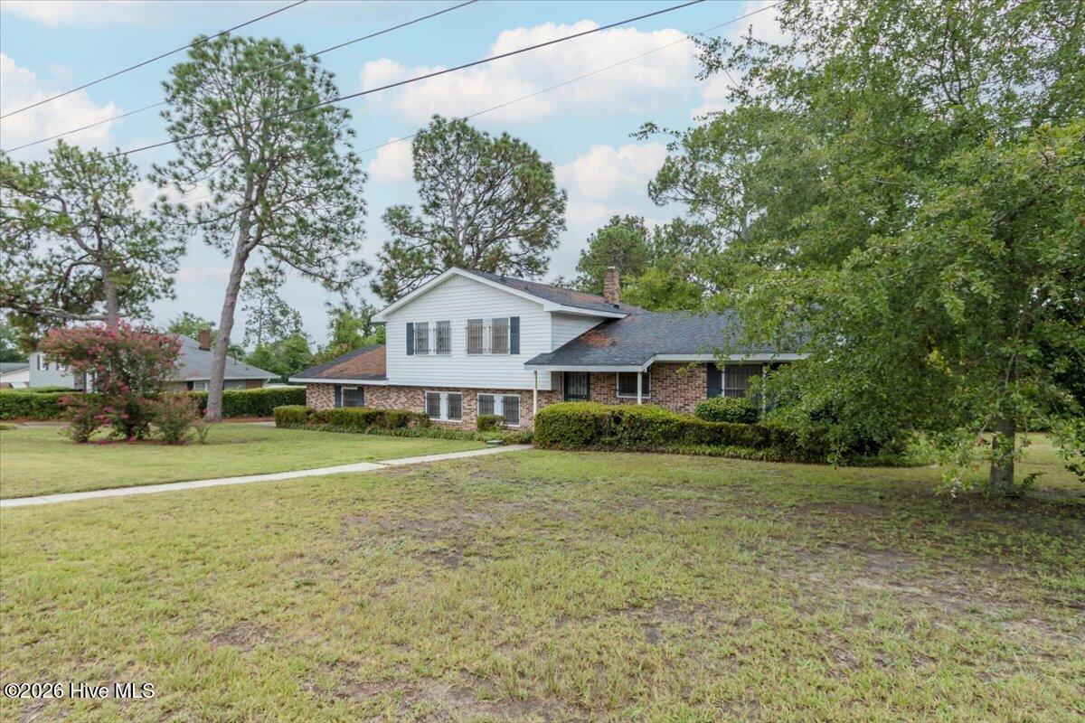 2462 Leslie Circle Property Photo 3