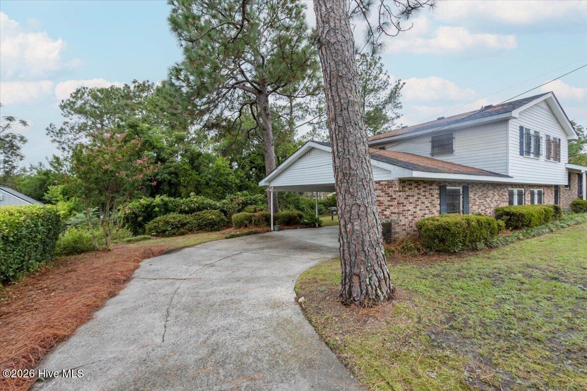 2462 Leslie Circle Property Photo 5
