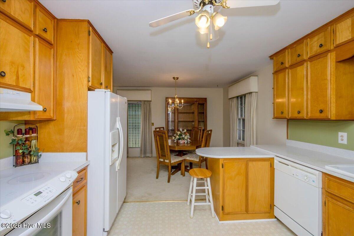 2462 Leslie Circle Property Photo 13