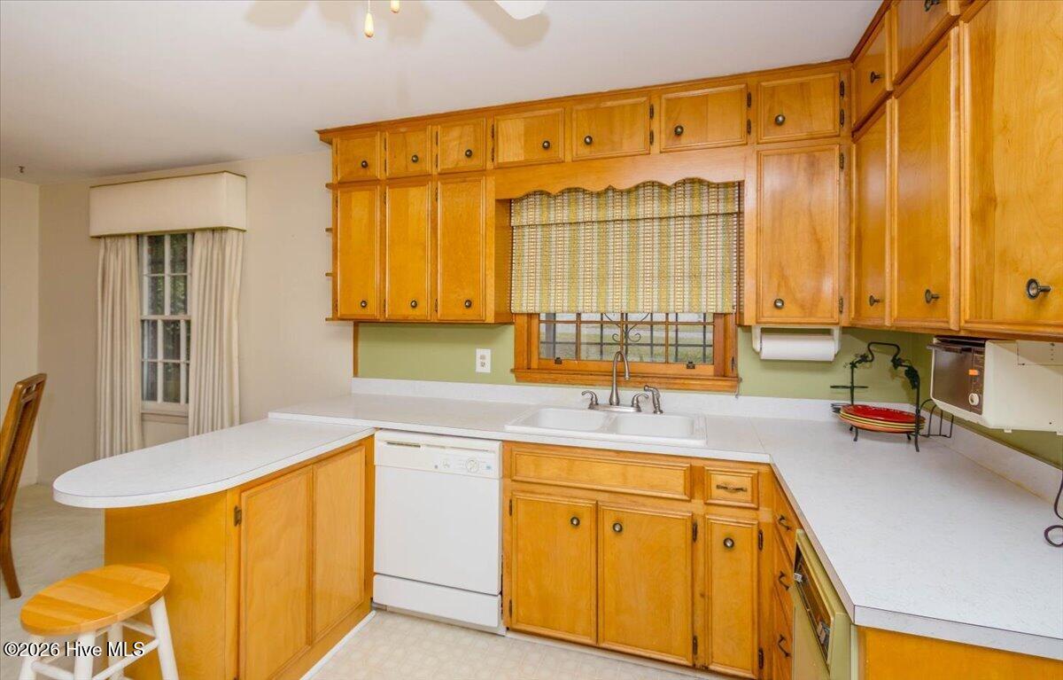2462 Leslie Circle Property Photo 14