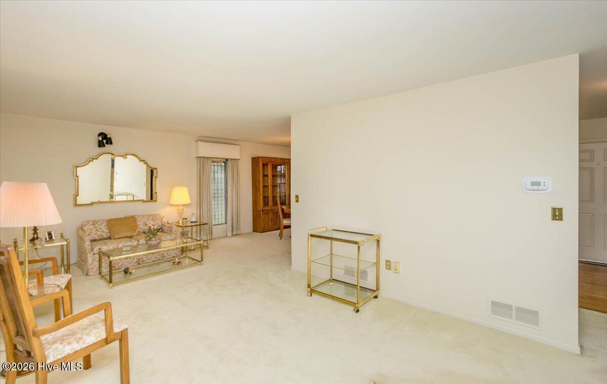 2462 Leslie Circle Property Photo 23