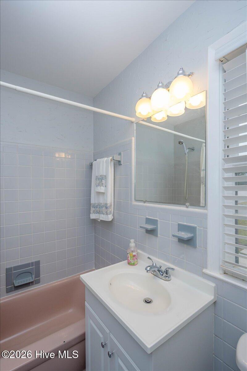2462 Leslie Circle Property Photo 30