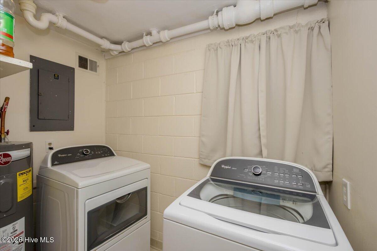 2462 Leslie Circle Property Photo 43
