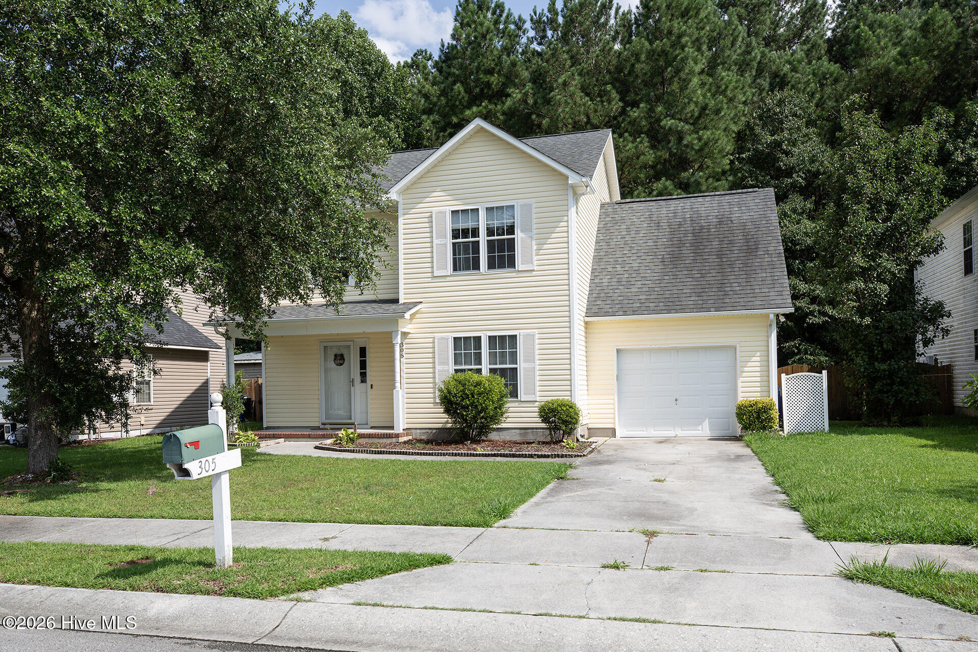 305 Providence Drive Property Photo 2