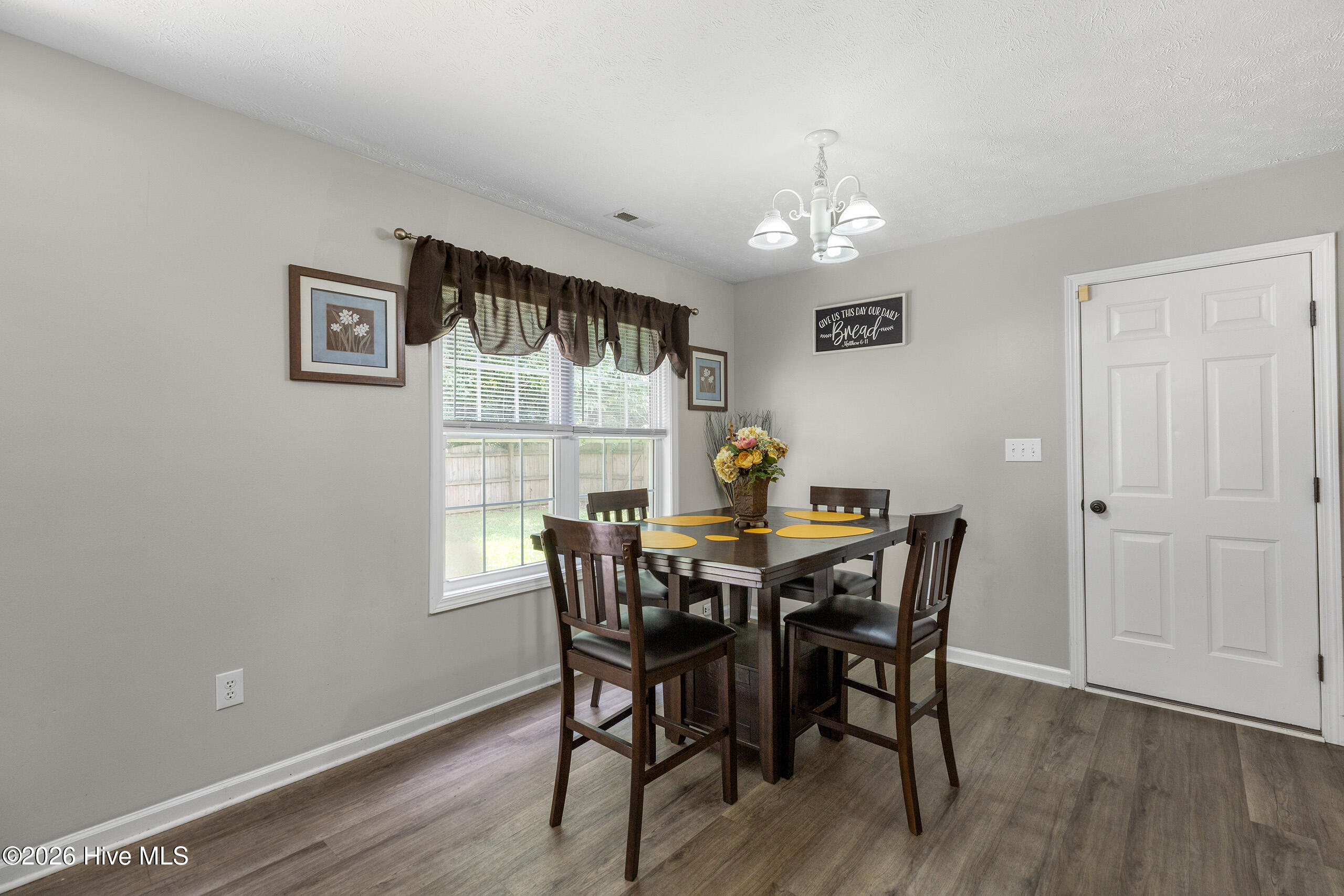 305 Providence Drive Property Photo 17