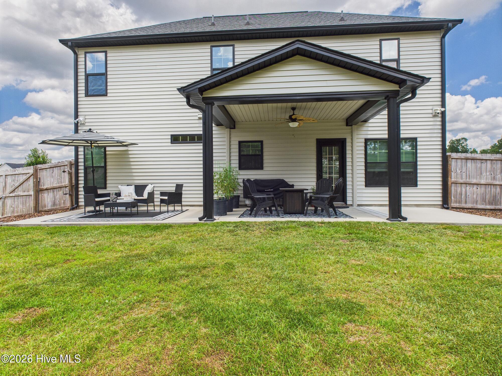 1507 Mulberry Place Property Photo 4
