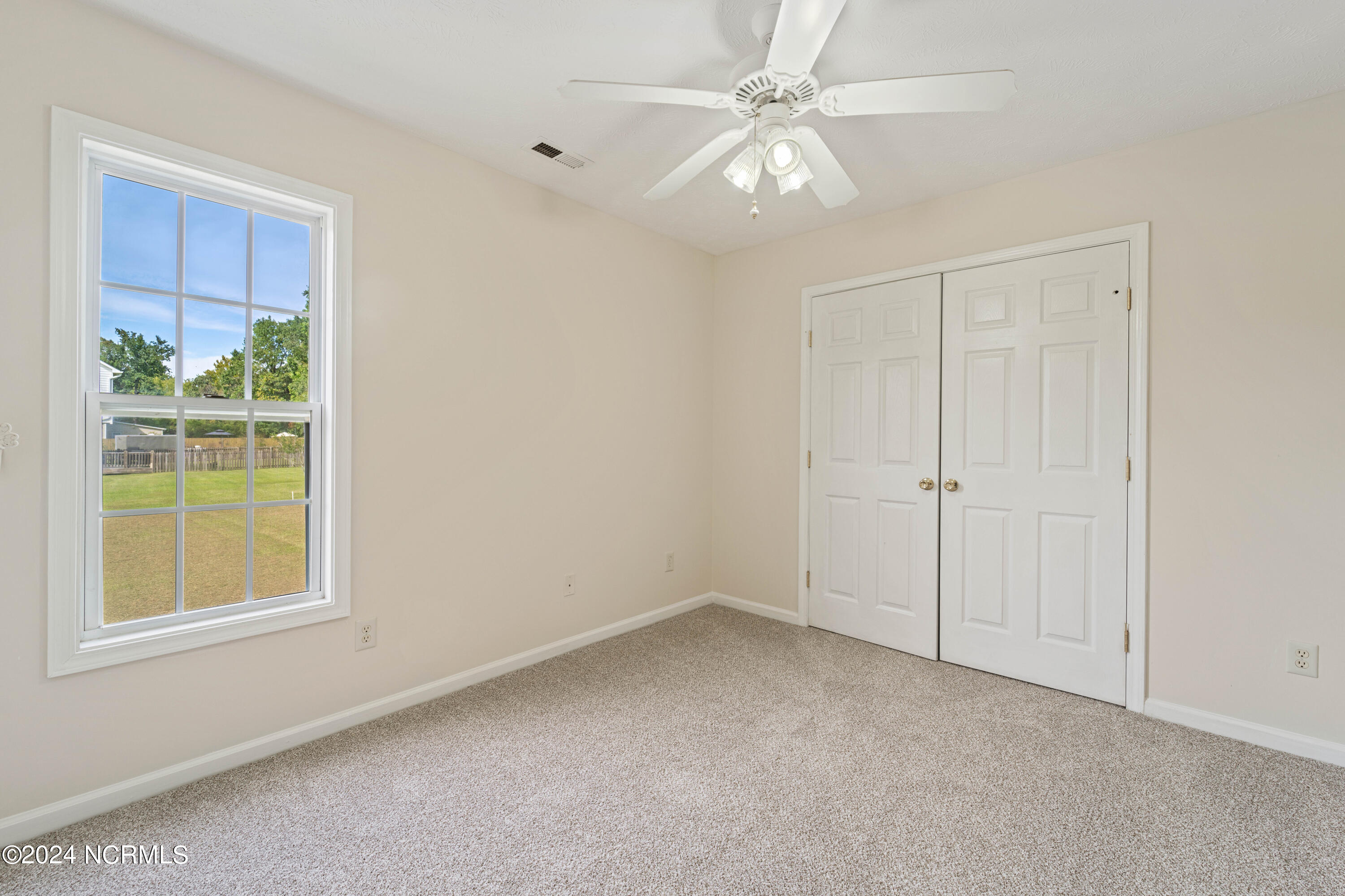 102 Mendover Drive Property Photo 5
