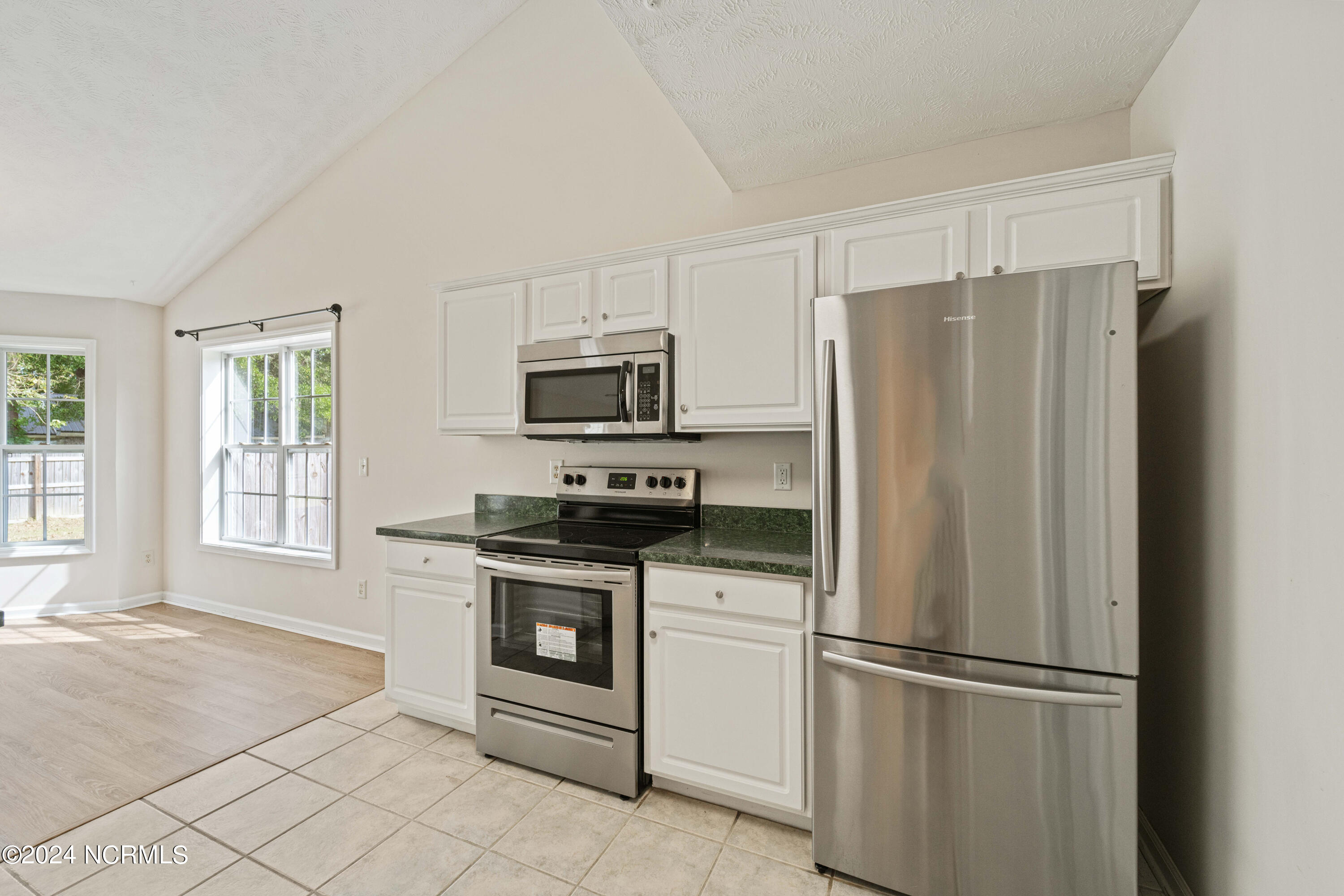 102 Mendover Drive Property Photo 11