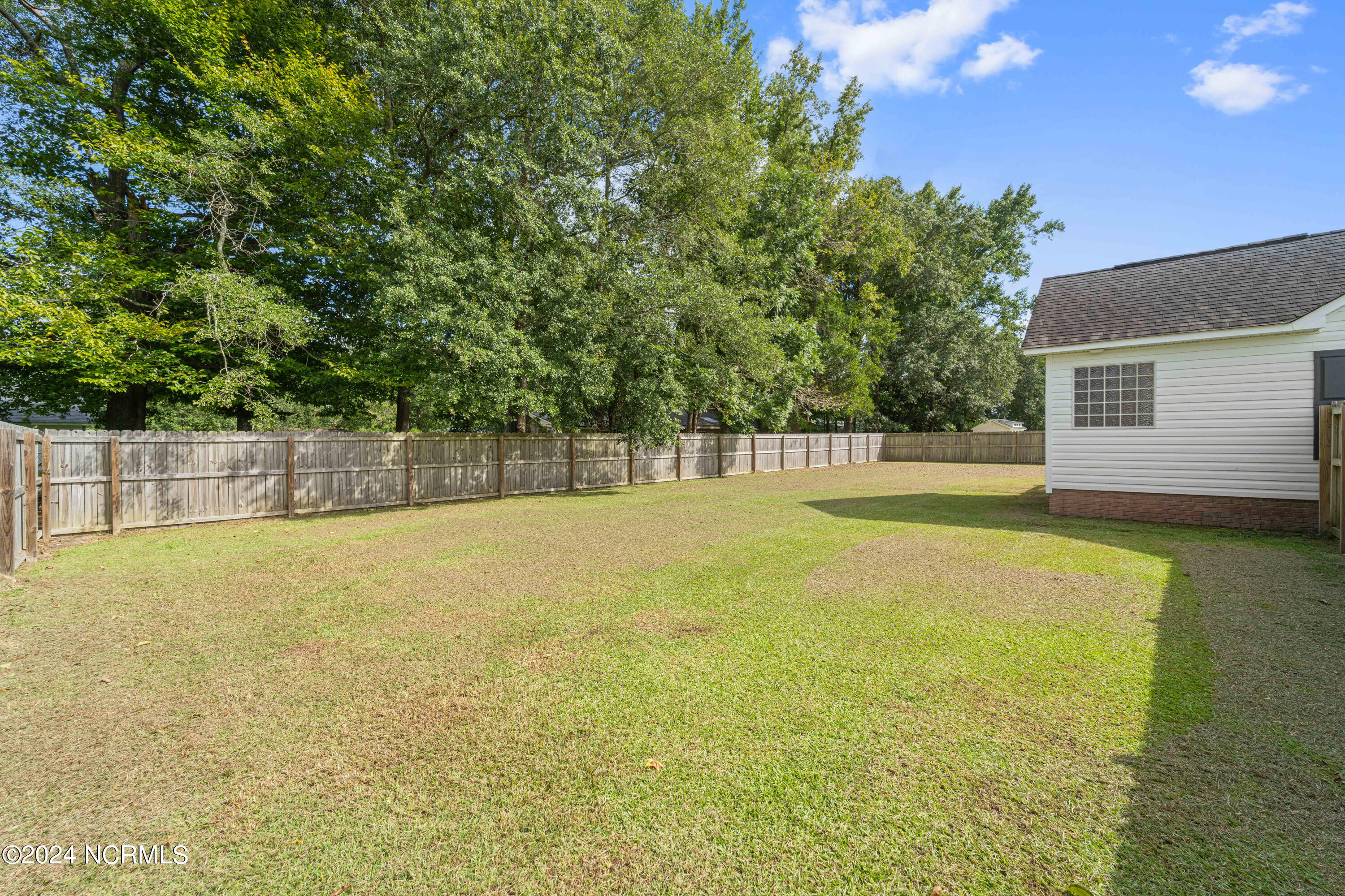 102 Mendover Drive Property Photo 24