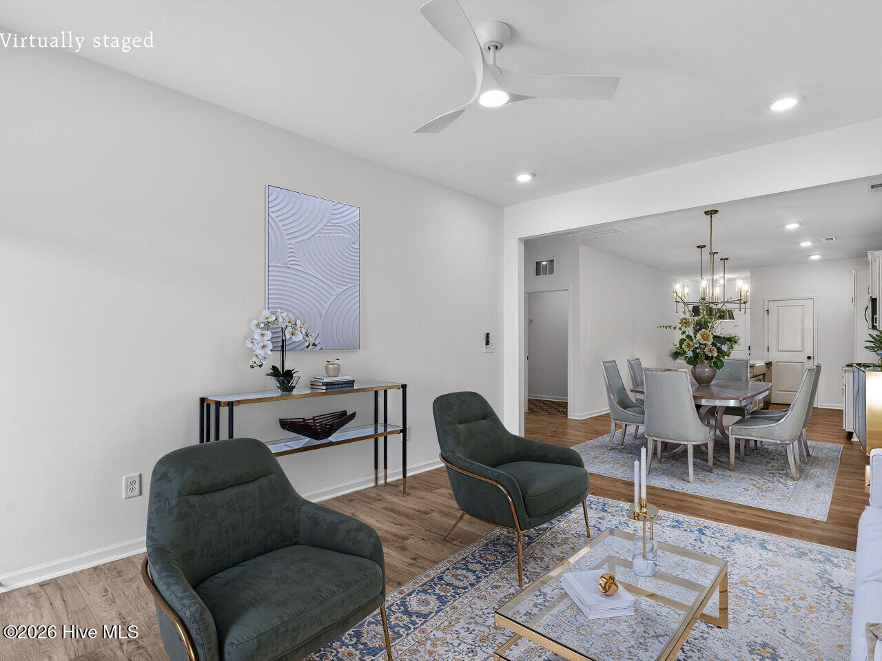 38 N District Avenue Property Photo 14