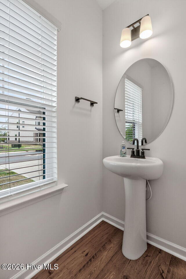 38 N District Avenue Property Photo 18