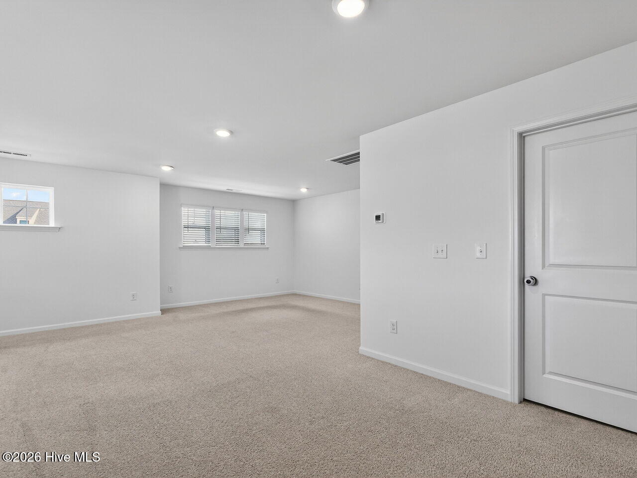 38 N District Avenue Property Photo 29