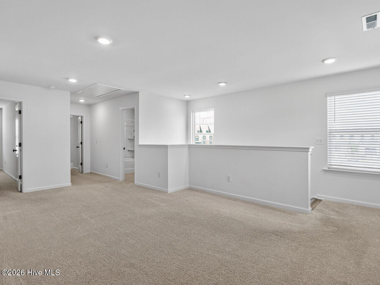 38 N District Avenue Property Photo 31