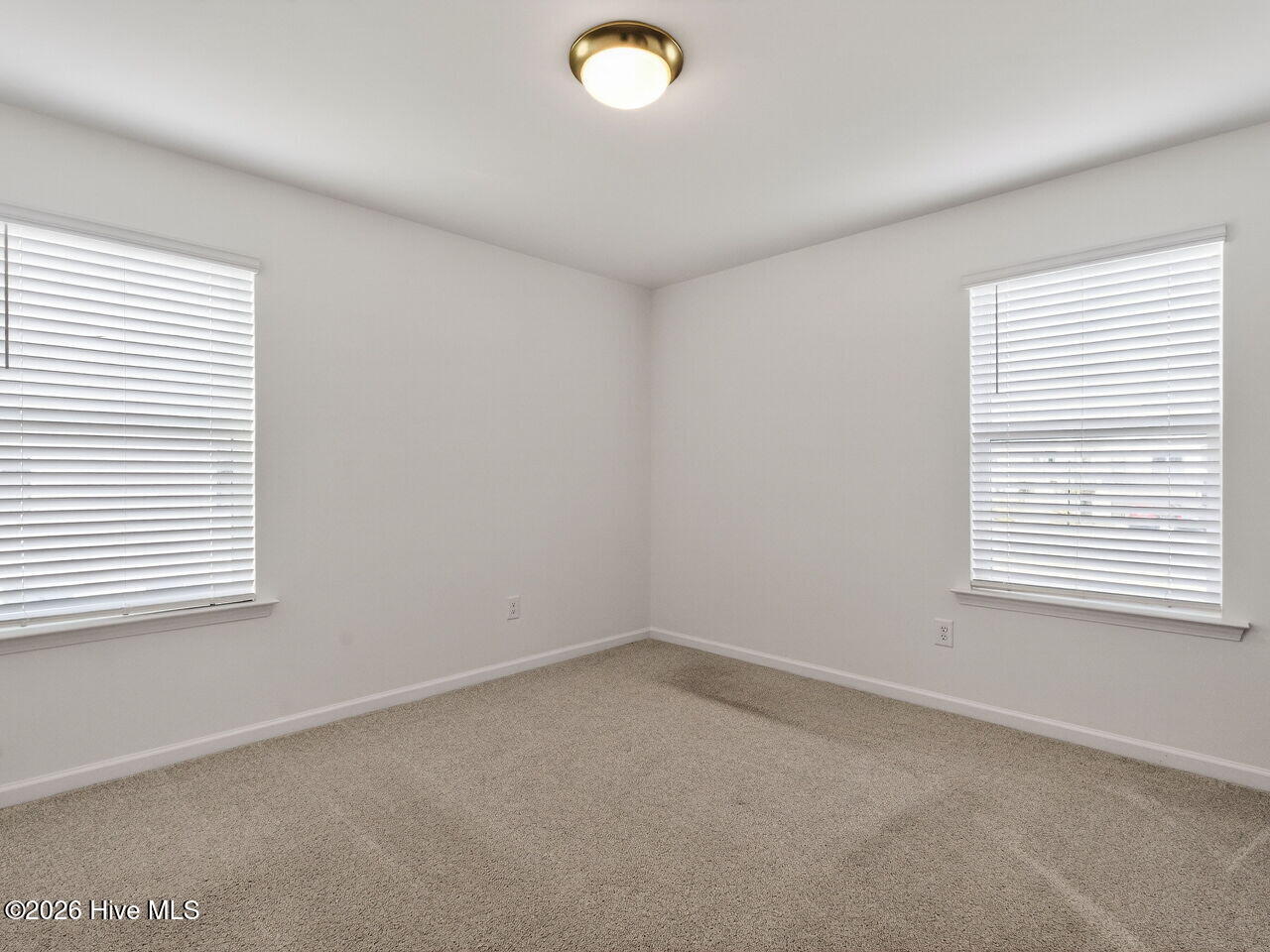 38 N District Avenue Property Photo 34
