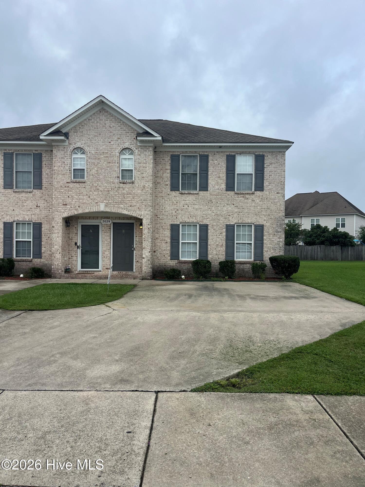 2029 Cambria Drive B Property Photo 1