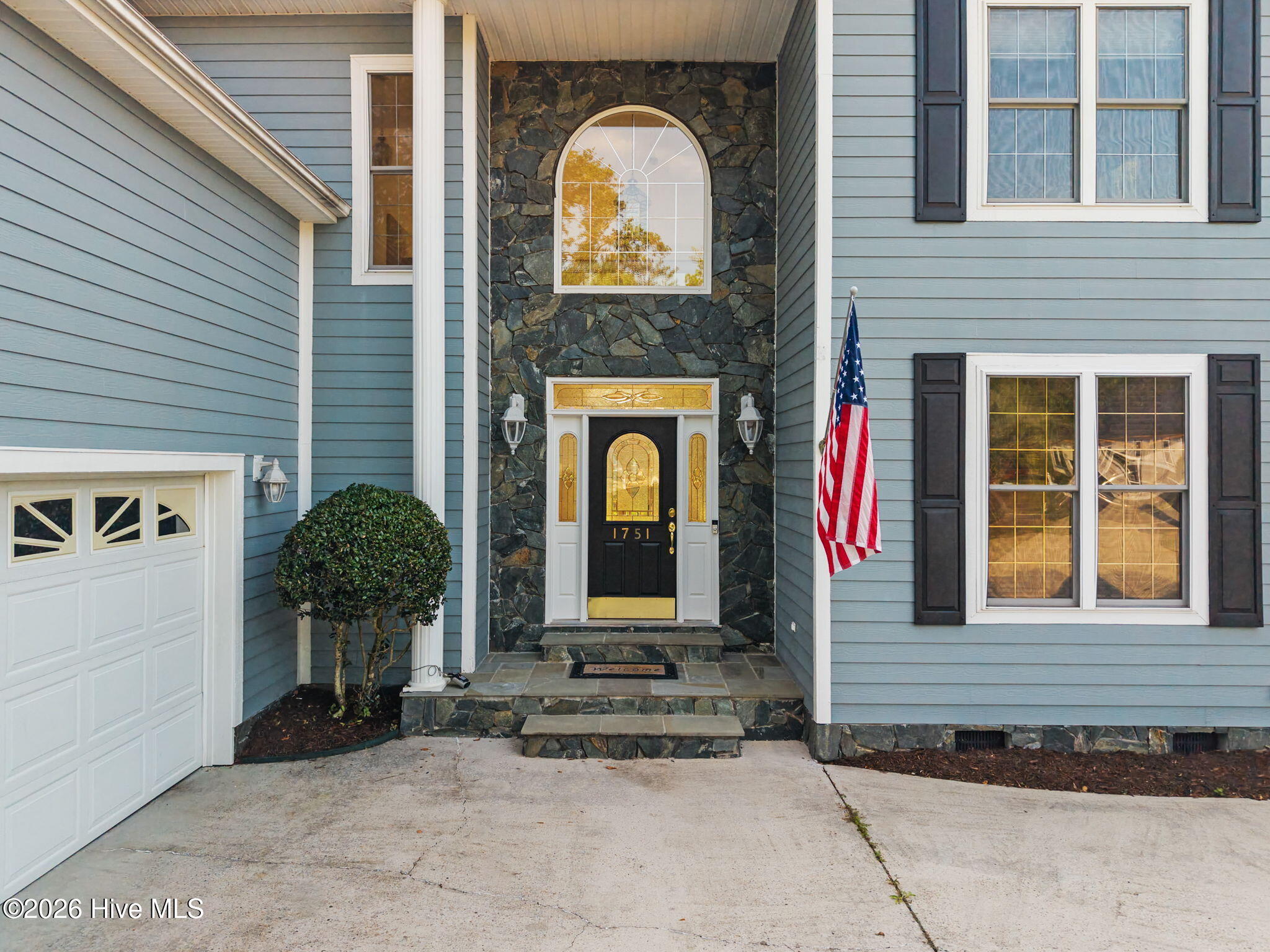 1751 Mute Swan Lane Se Property Photo 4