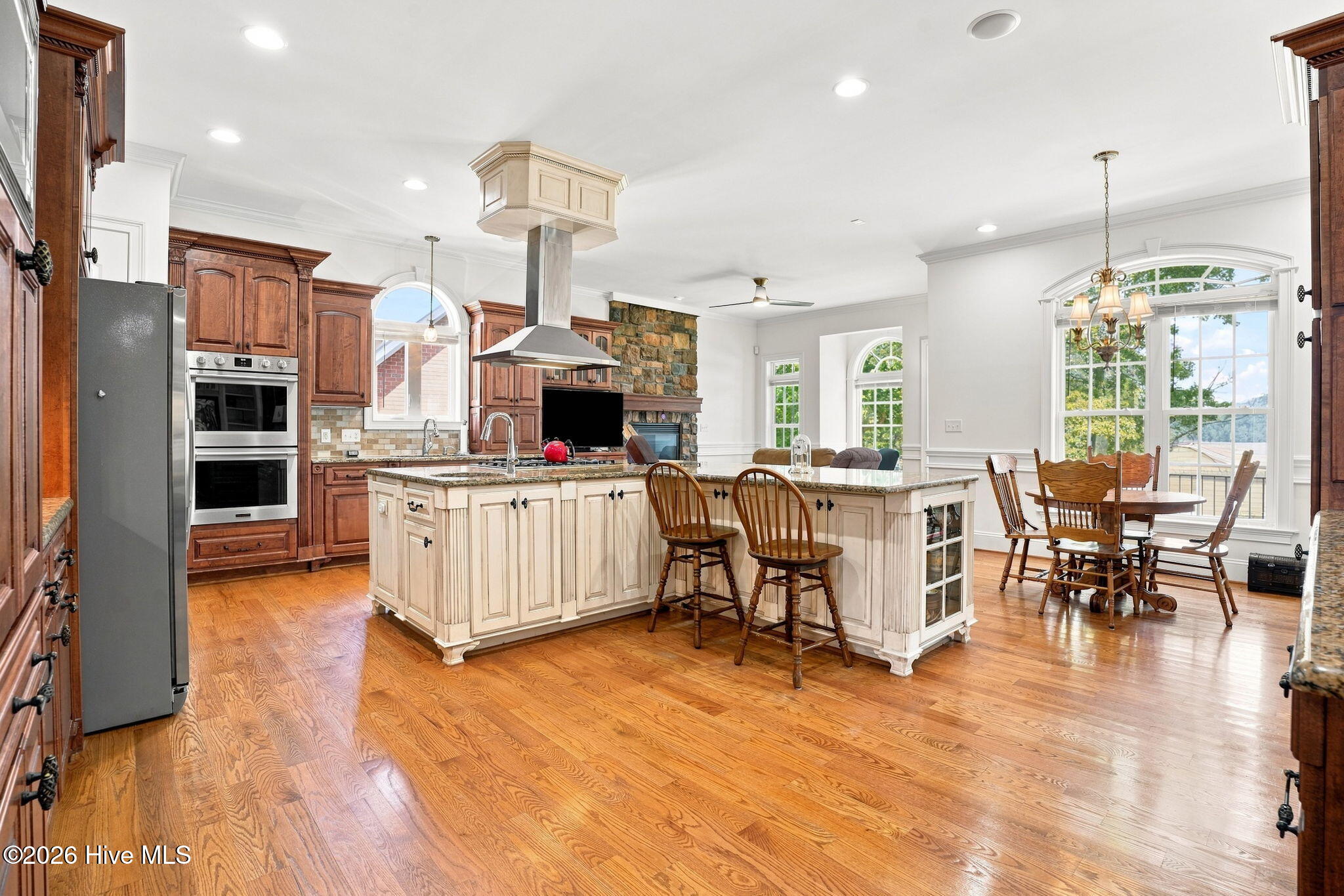 4803 Bayview Place N Property Photo 13