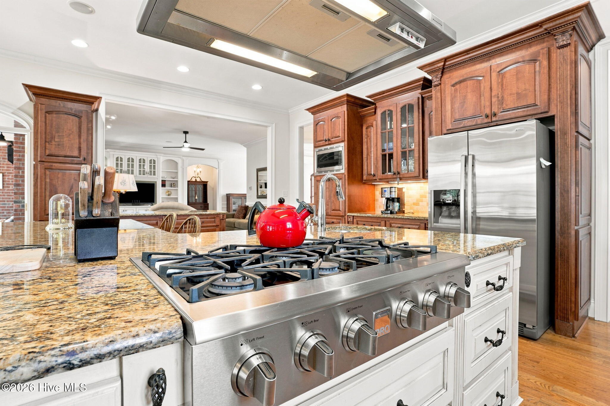 4803 Bayview Place N Property Photo 15
