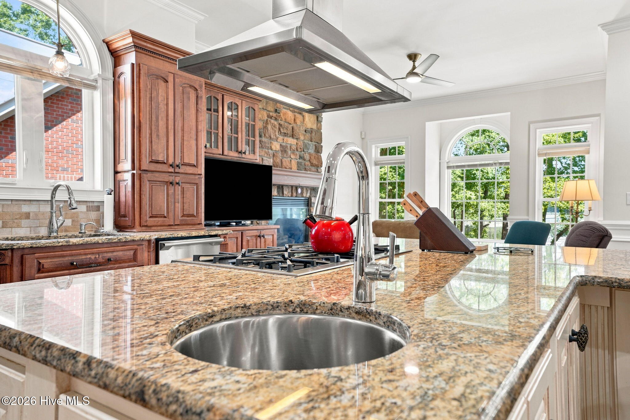 4803 Bayview Place N Property Photo 16