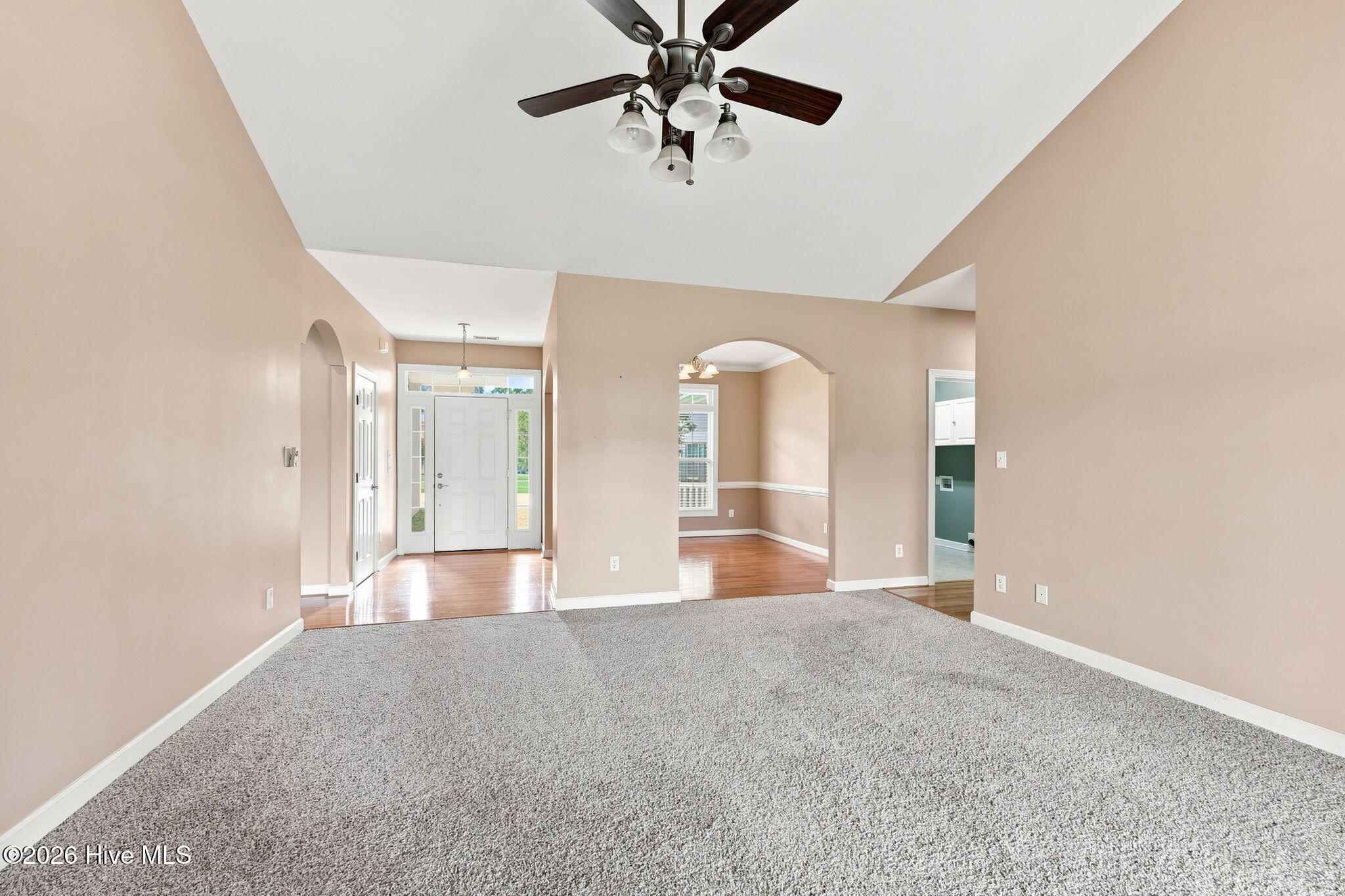 112 White Heron Lane Property Photo 8
